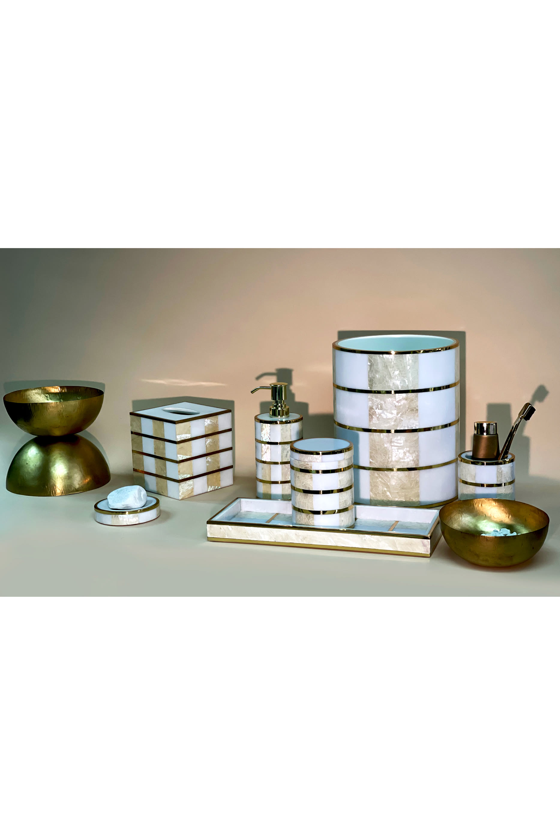 حامل مناديل إيروس