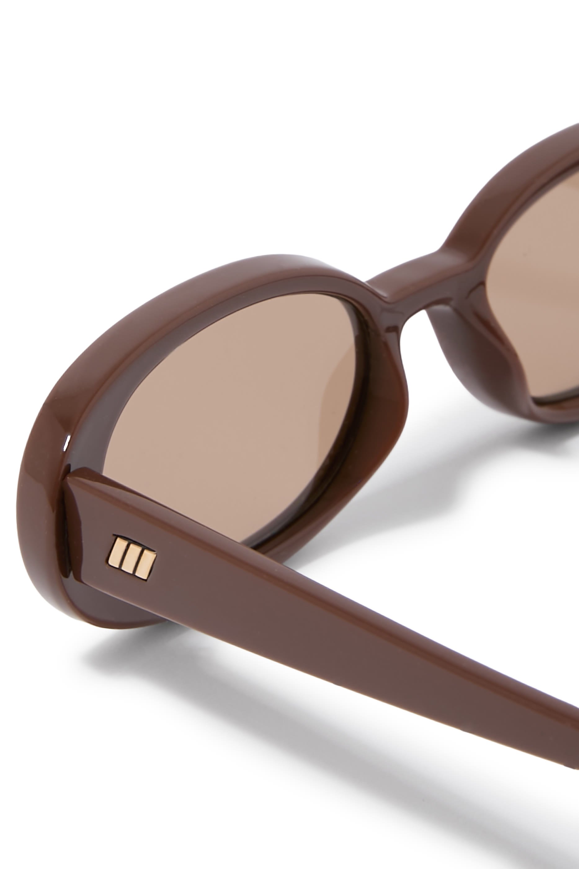 نظارة شمسية اوتا اوف