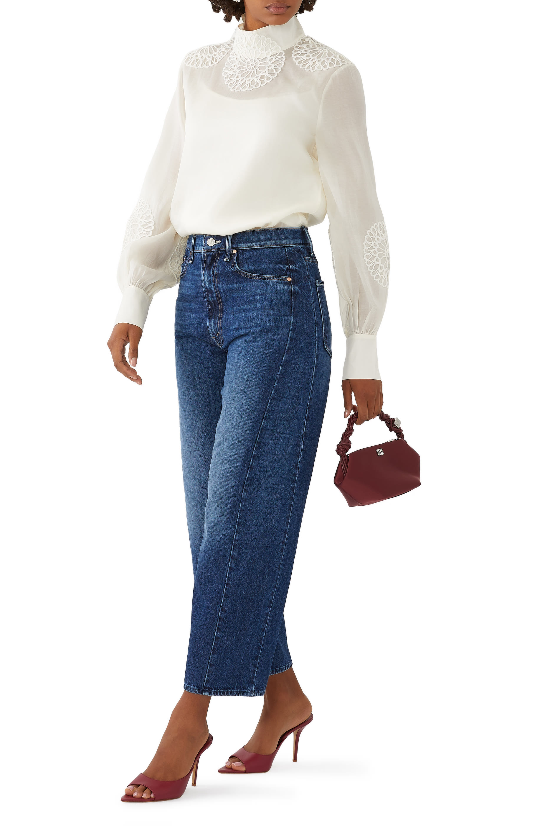 بنطال جينز بطول الكاحل