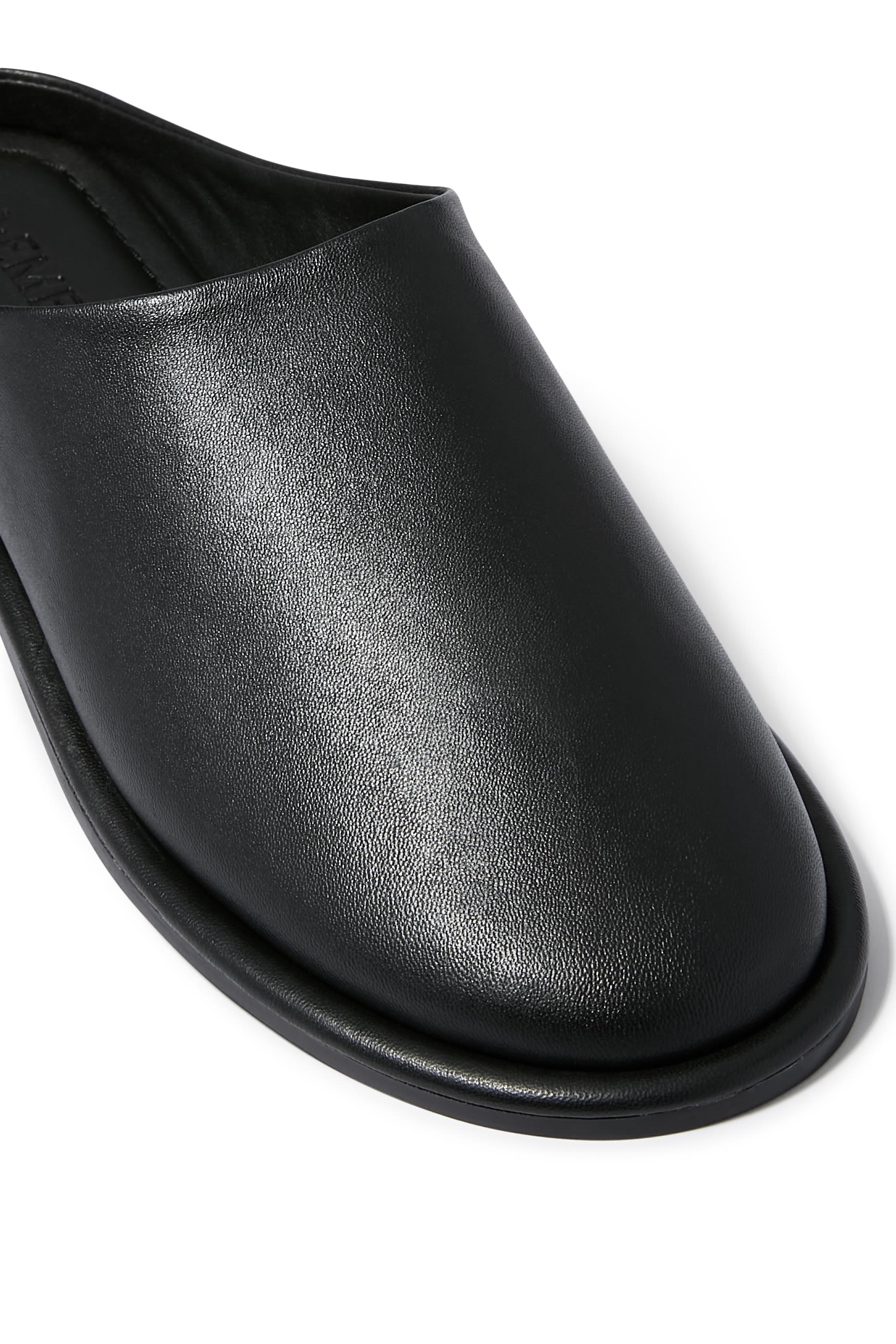 حذاء سبنسر بنعل مسطح