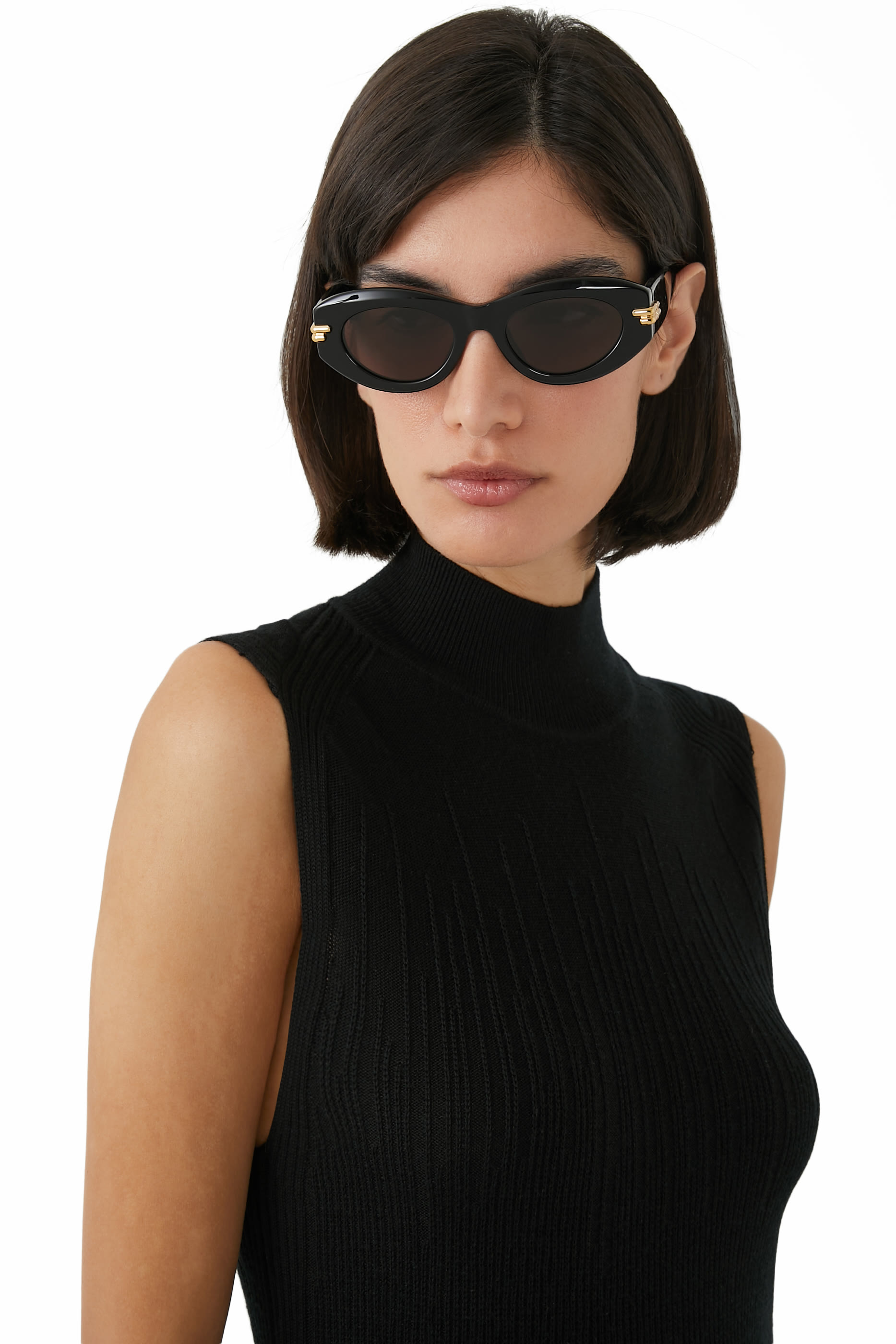 نظارة شمسية ميتر بإطار بيضاوي