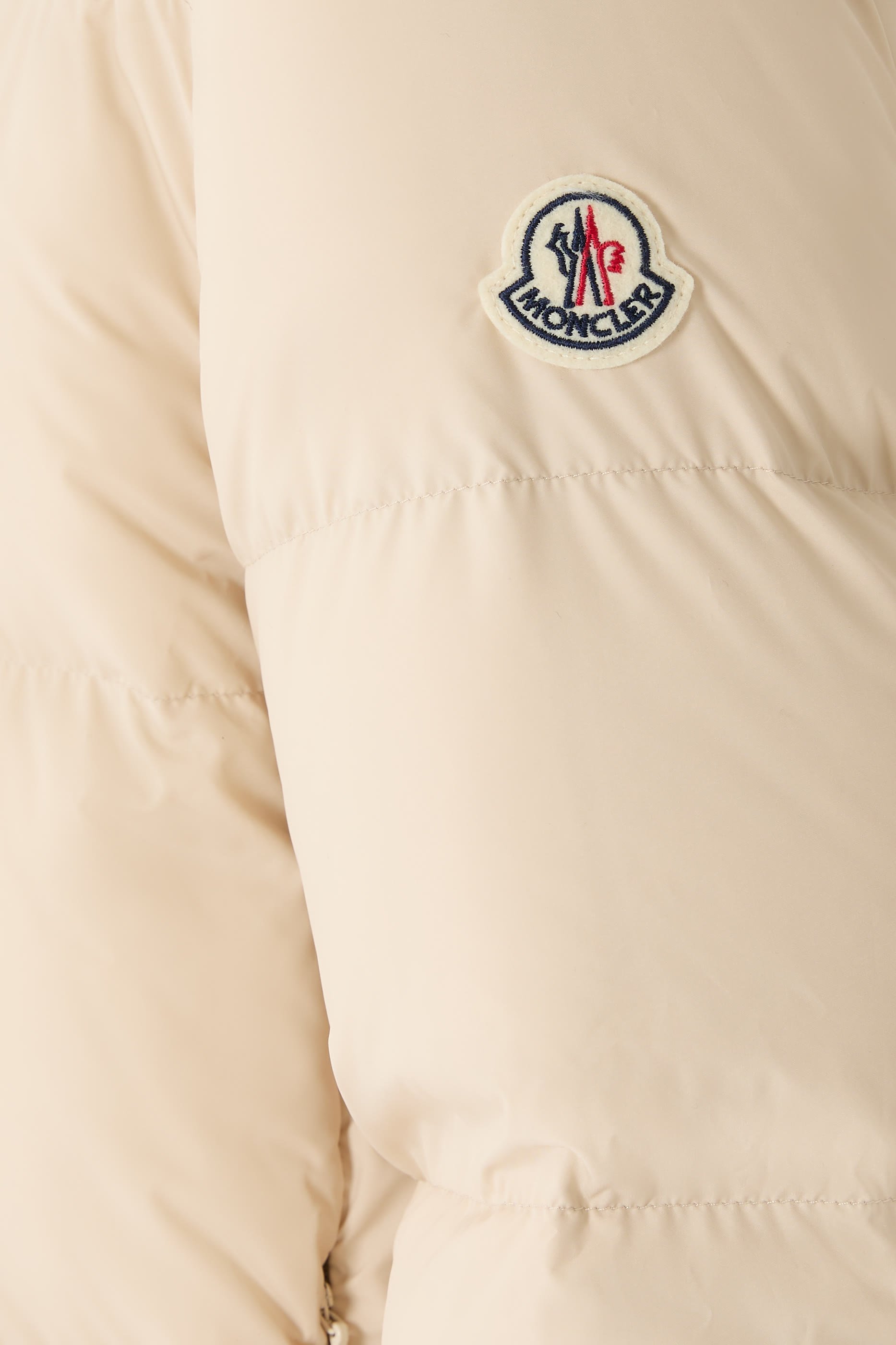 جاكيت ماوزون قصير مبطن بالزغب