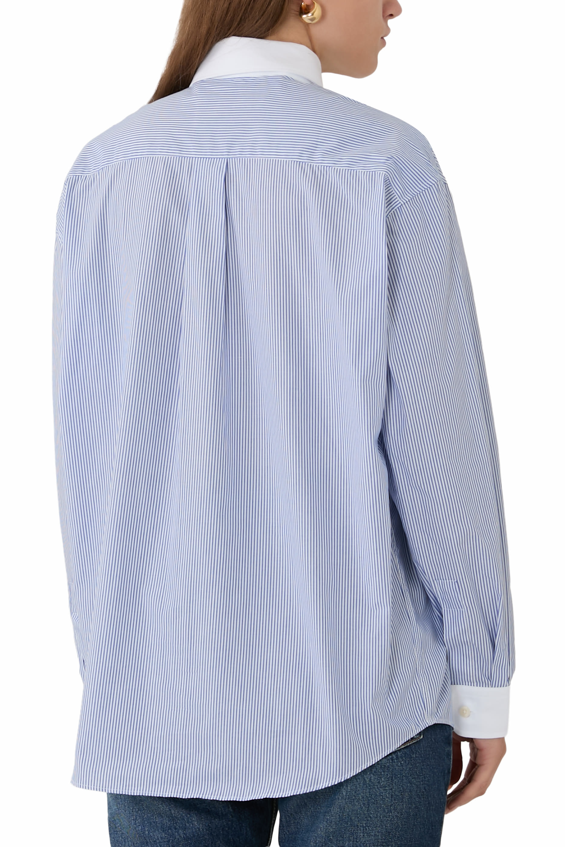 قميص مخطط بياقة