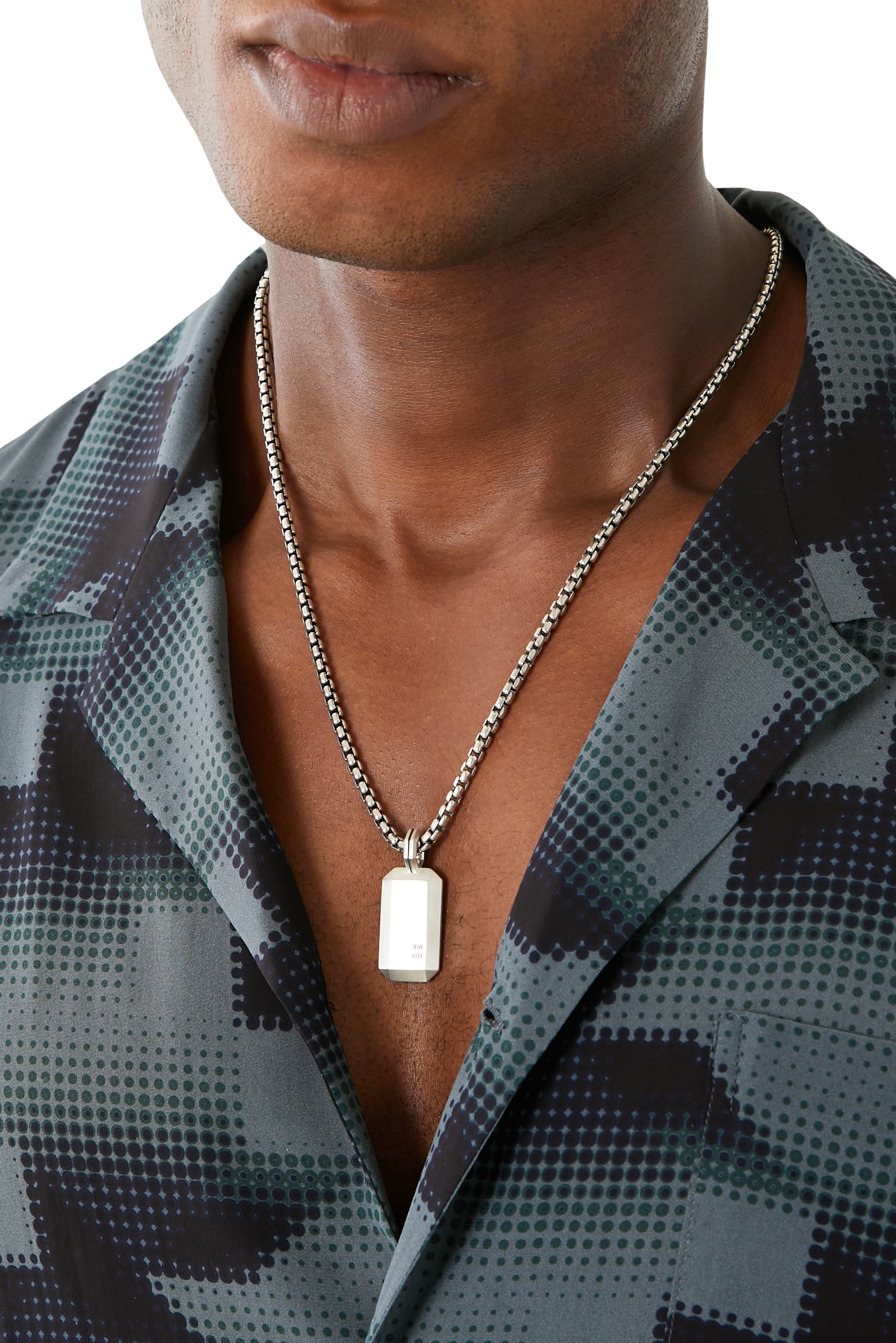 دلاية ديكو بتصميم شارة مرصعة بالماس الأسود، فضة استرلينية