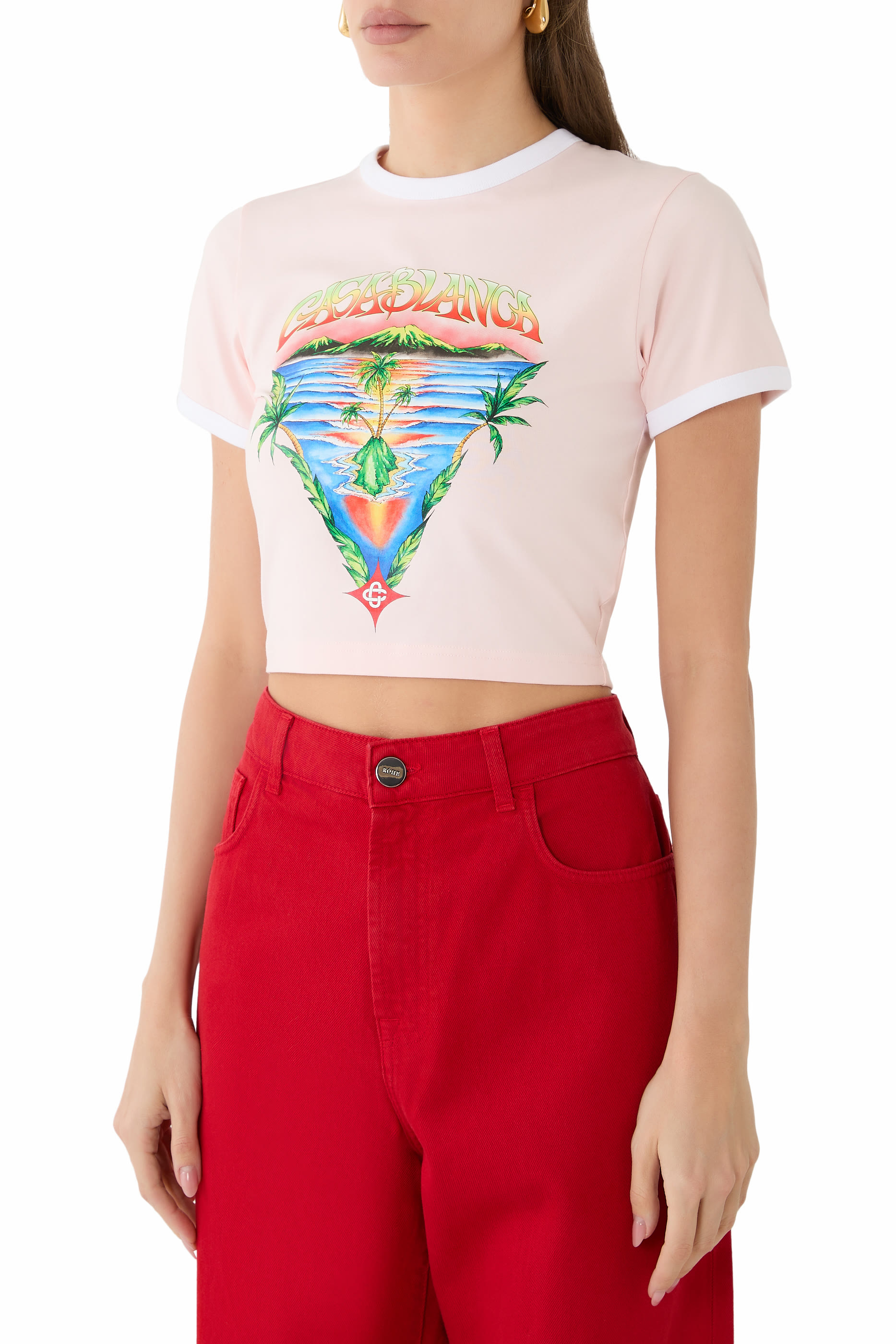 تيشيرت اينوسنس بقصة ضيقة قصيرة ونقشة مثلث