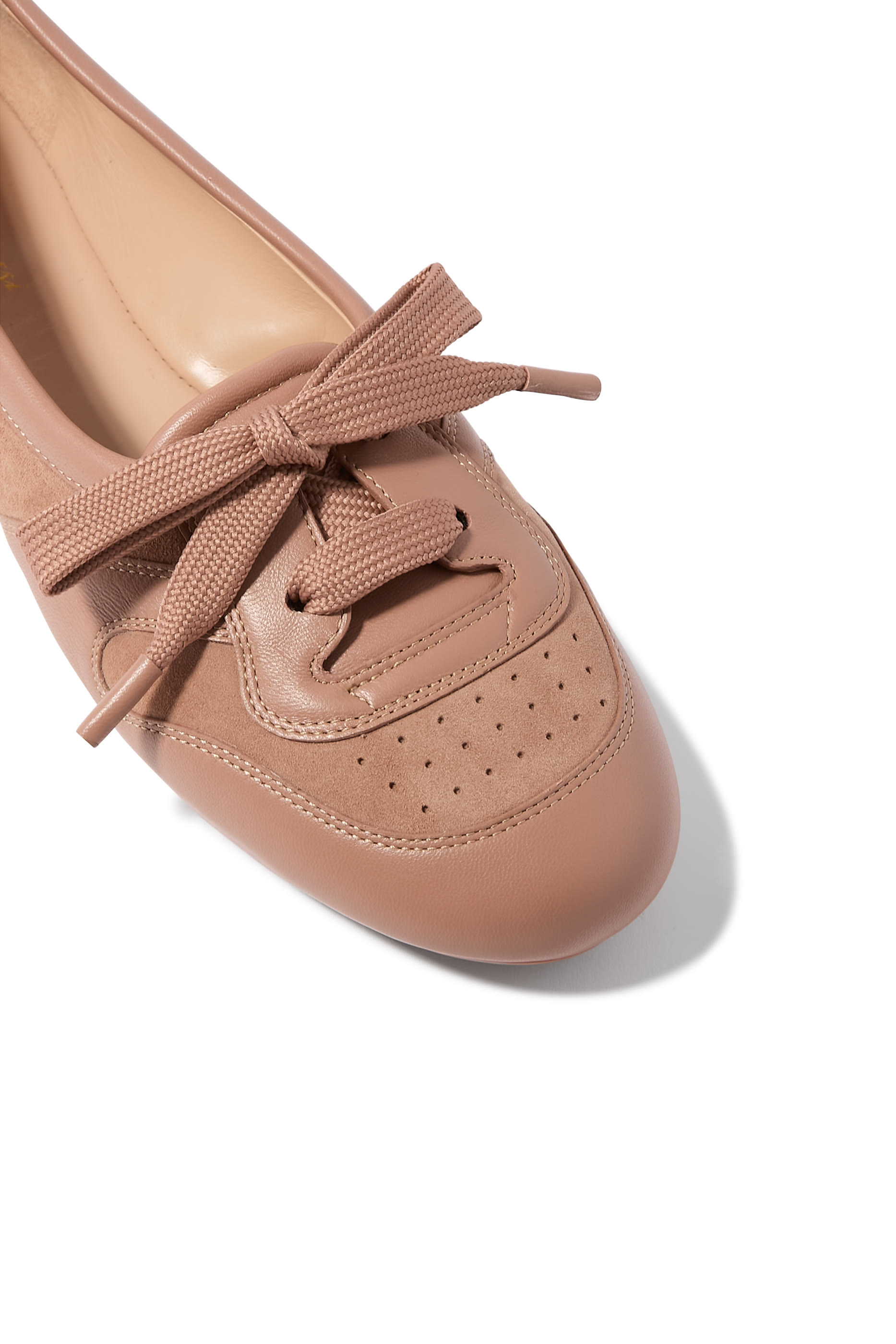 حذاء بالرينا فولت