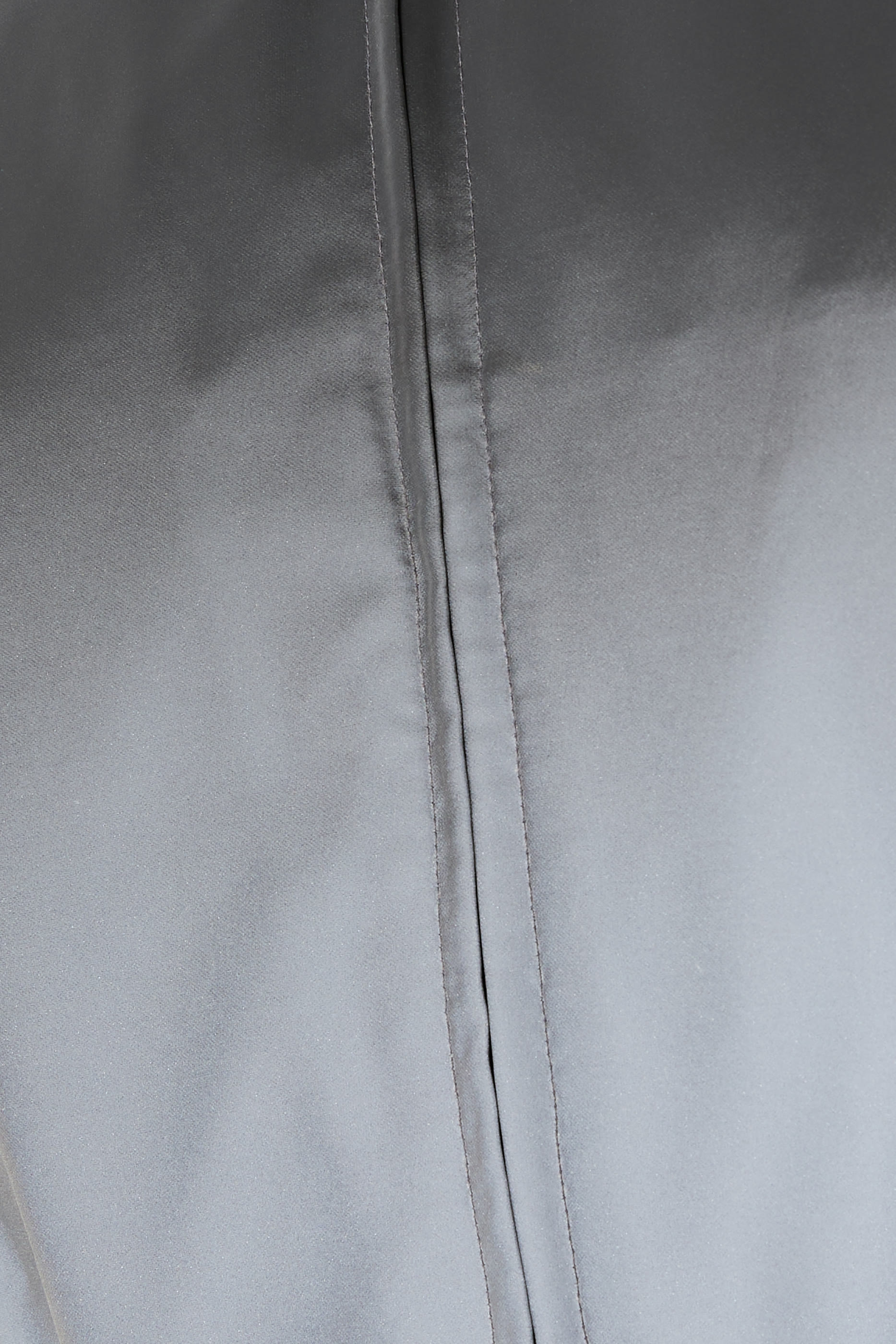 جاكيت رياضي عاكس قماش مجعد