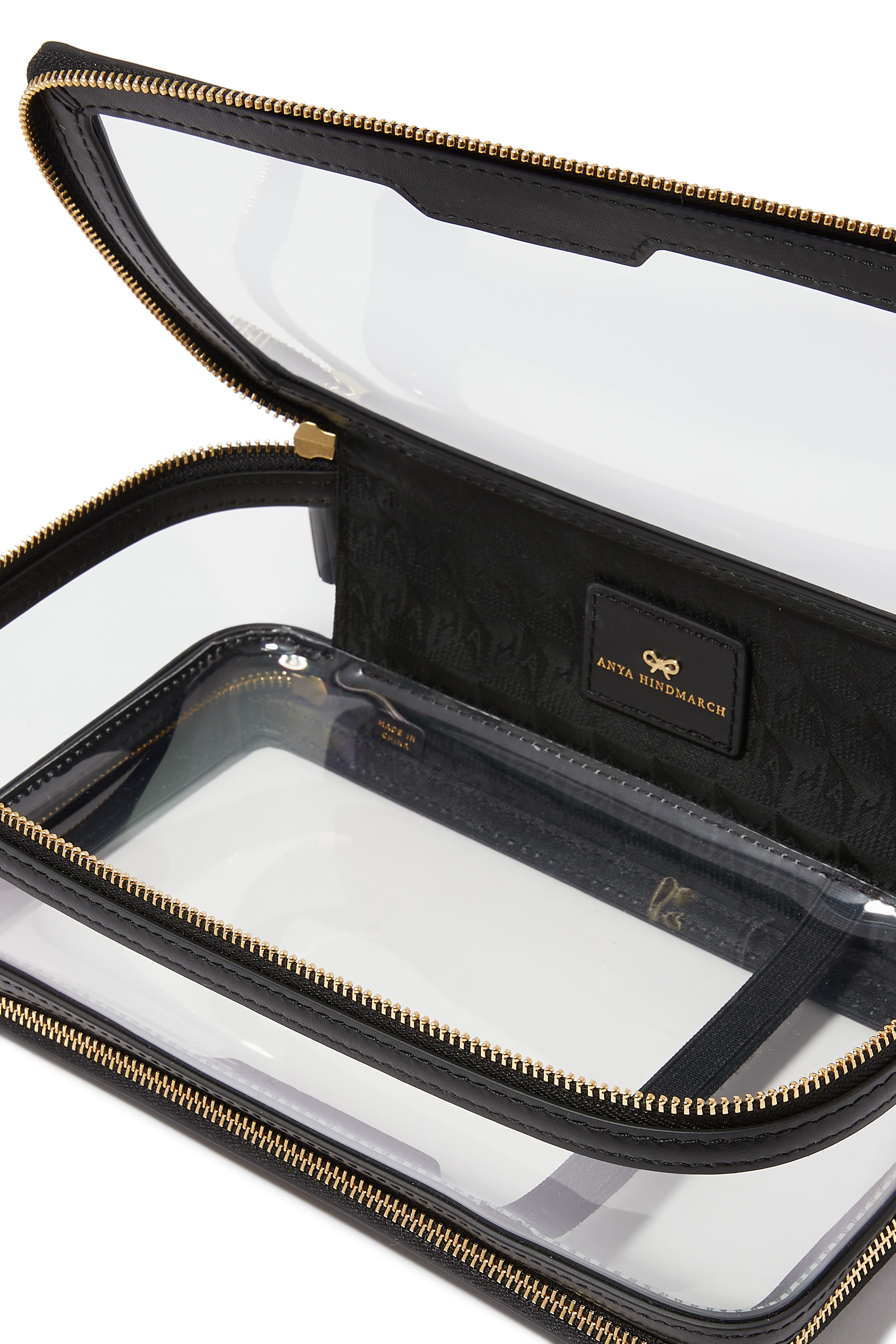 حقيبة صغيرة ان فلايت بشعار الماركة