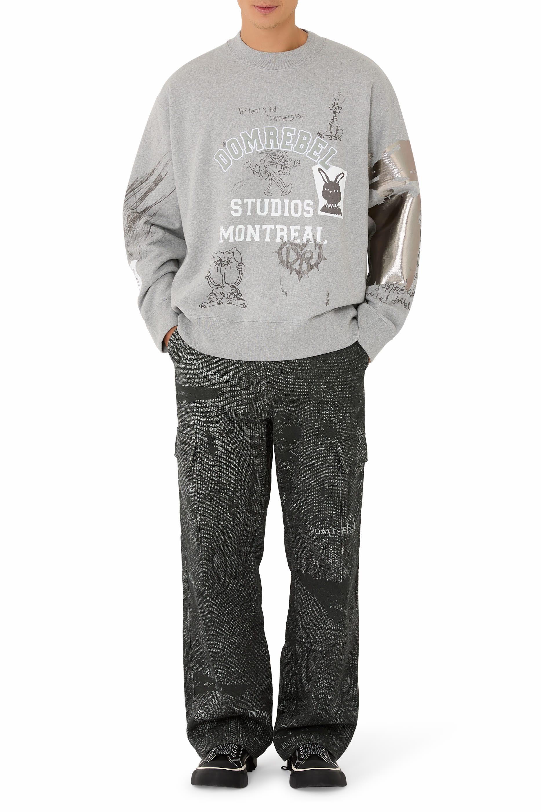 سويت شيرت بنقشات بتصميم جامعي