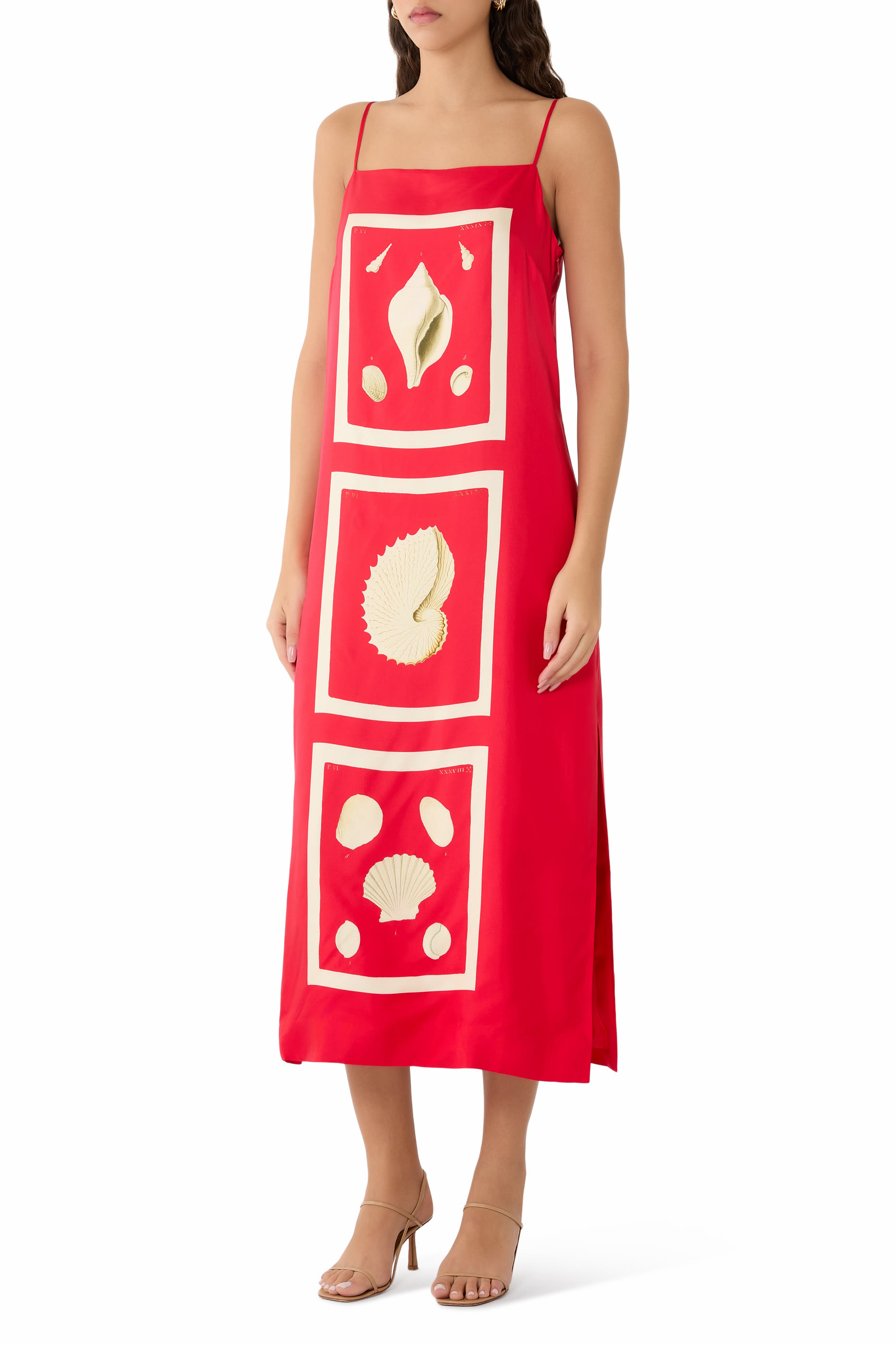 فستان بنقشة أصداف غرافيكية