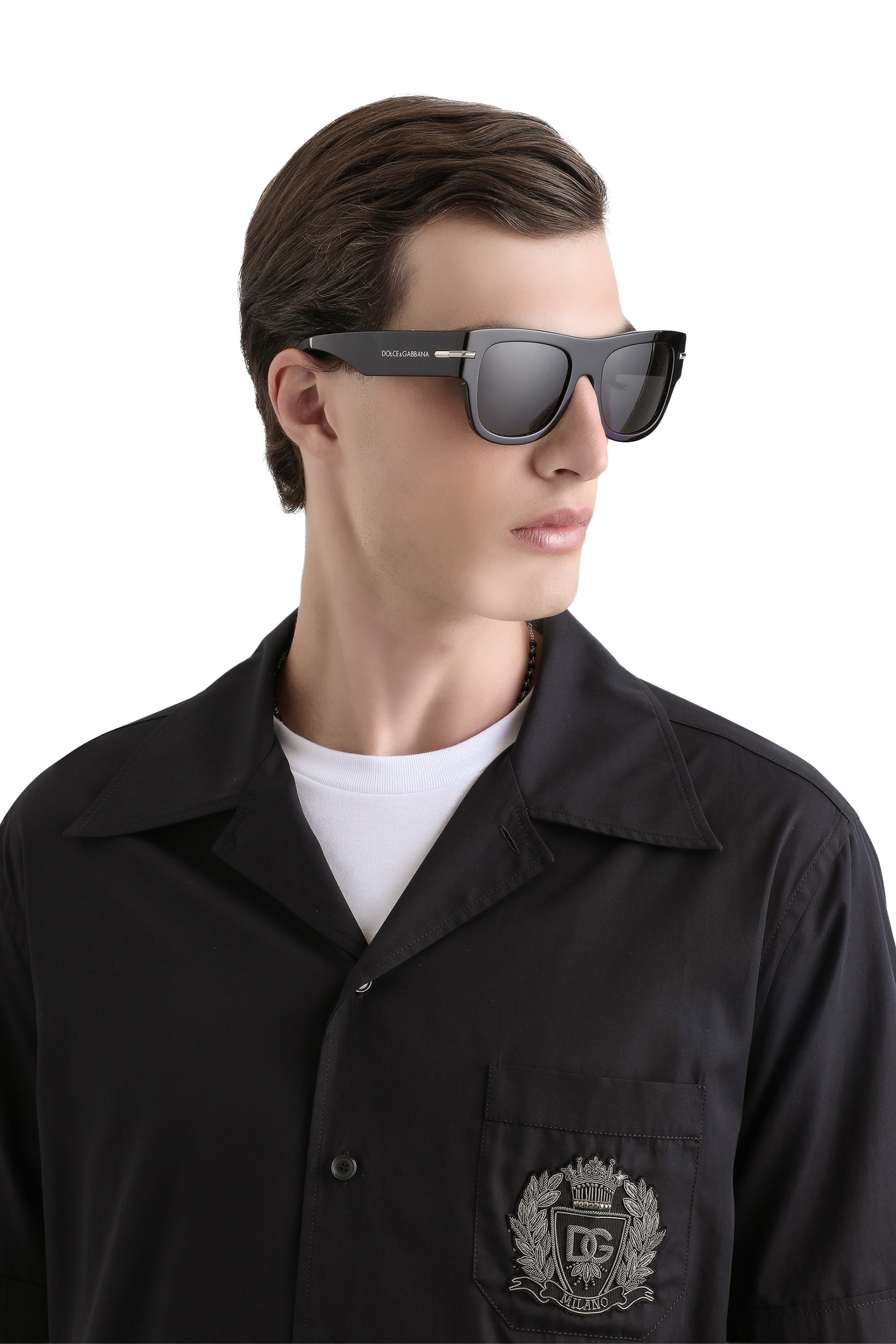 قميص هاواي بشعار الماركة