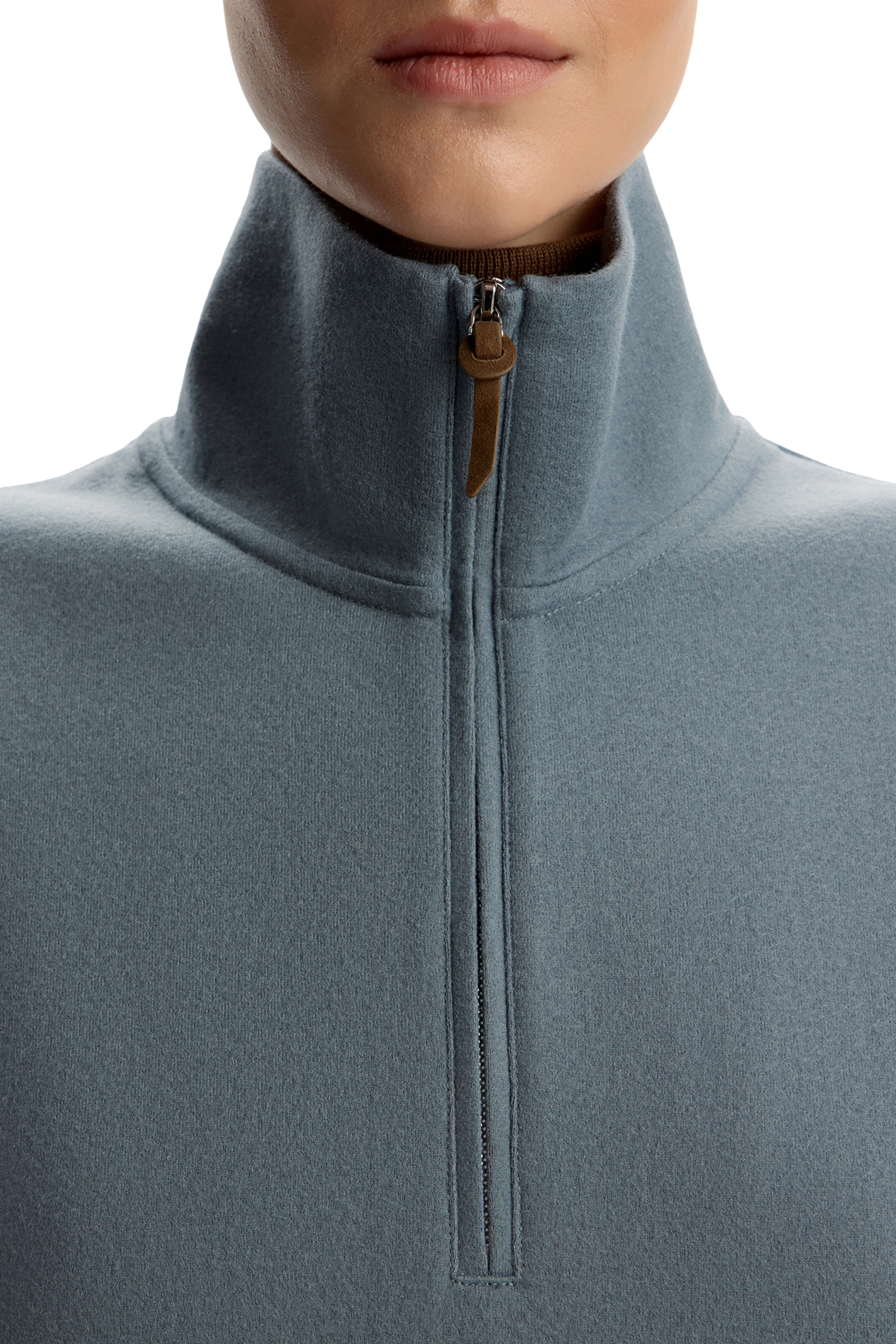 سويت شيرت صوف ونايلون