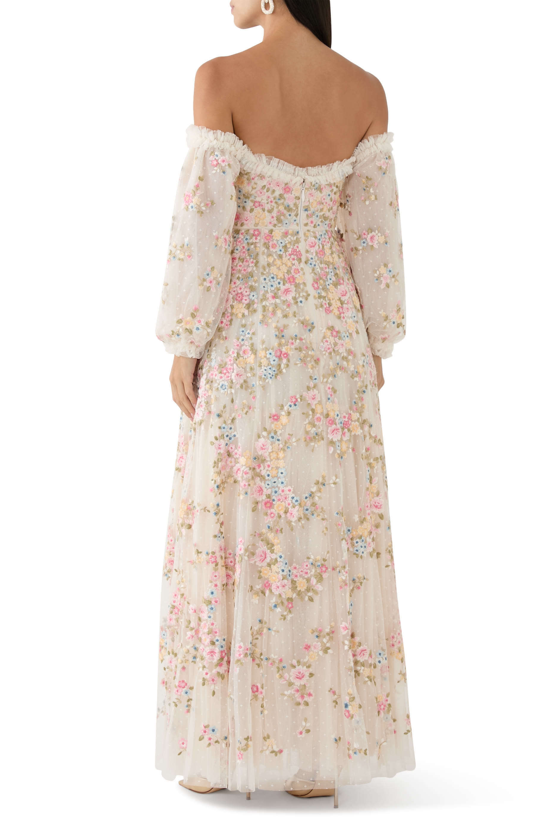 فستان سهرة لوناريا ريث بأكتاف مكشوفة