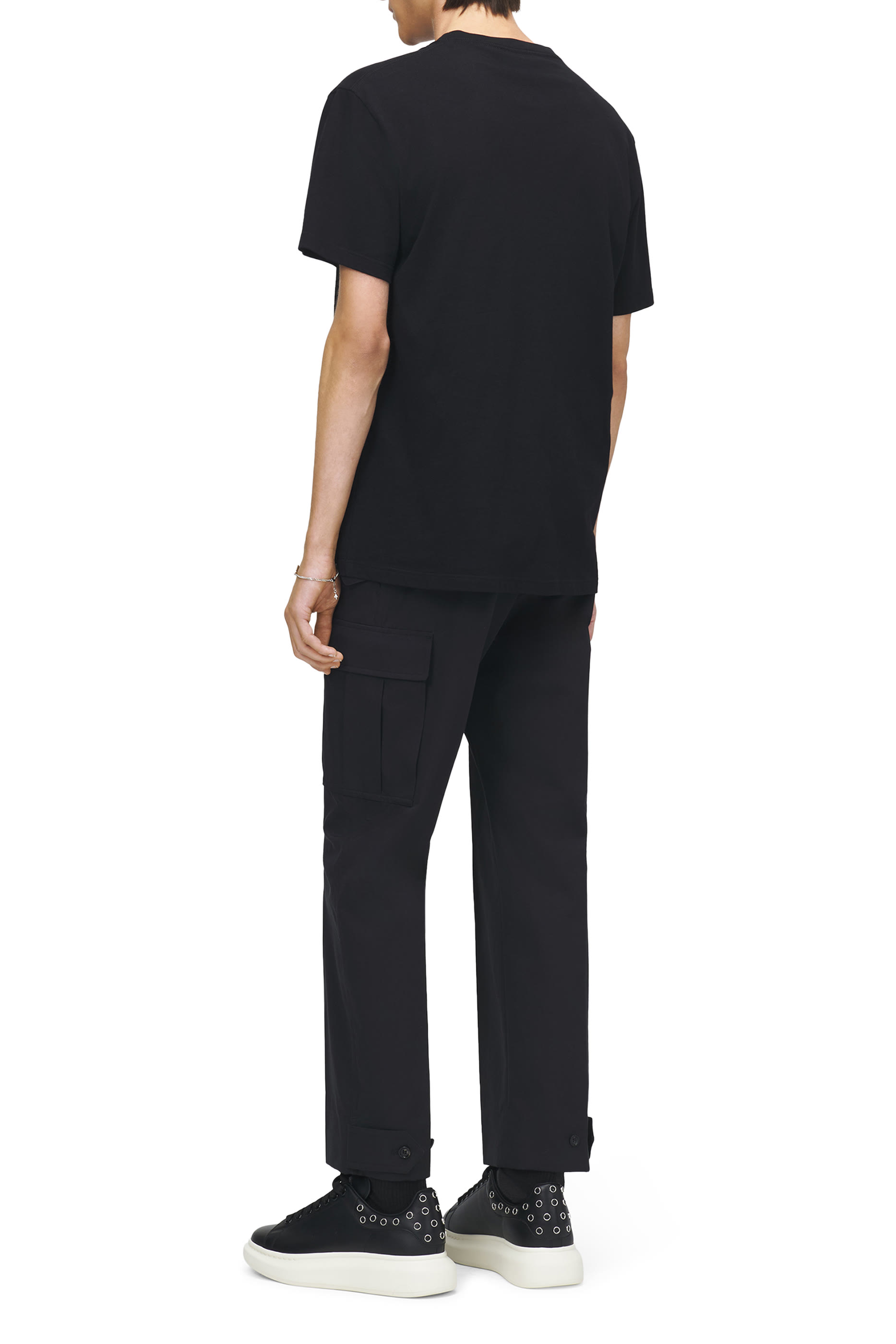 تيشيرت بشعار الماركة بنقشة كونفيتي