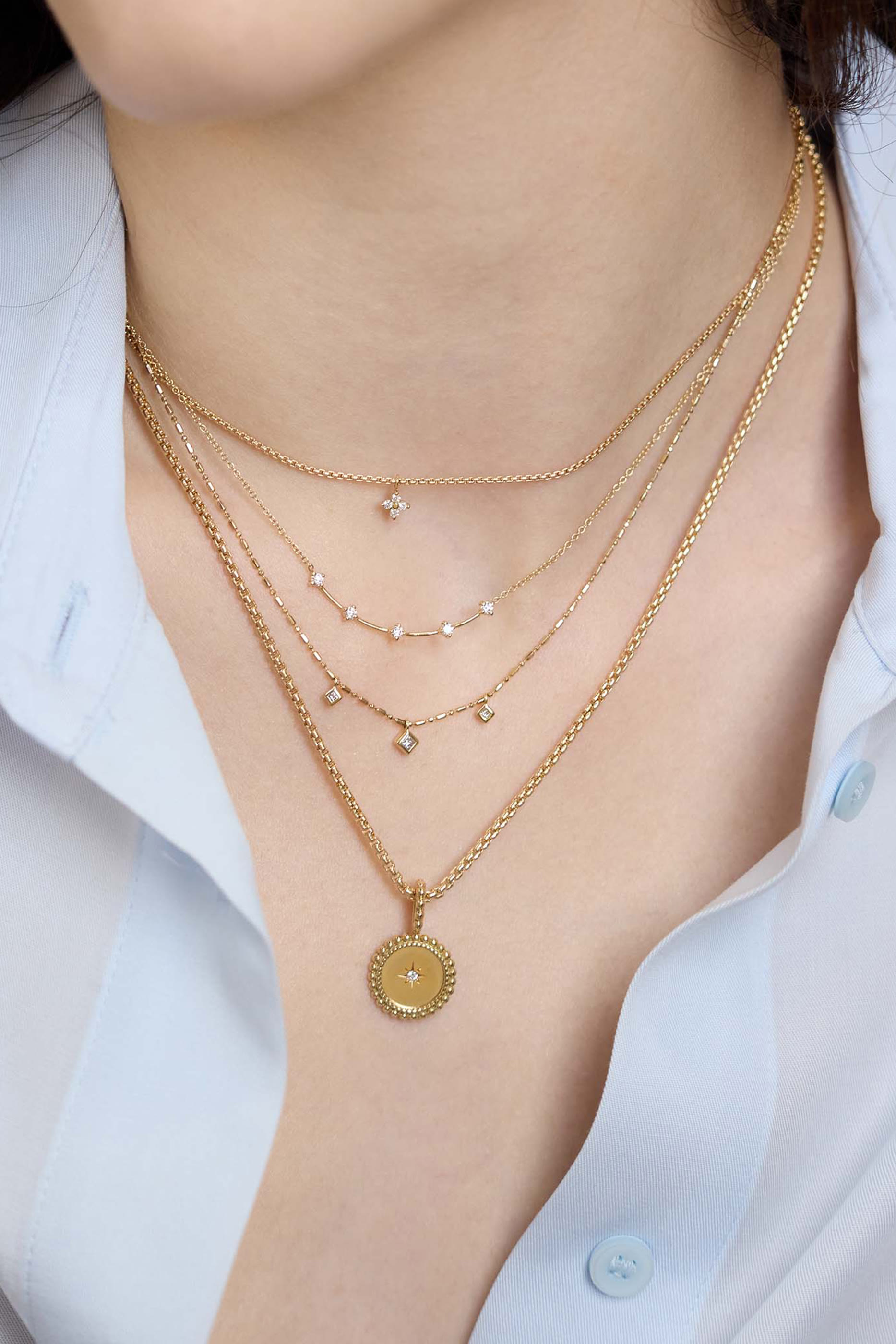  قلادة داش بتصميم منحني مرصعة بماس، ذهب أصفر عيار 14