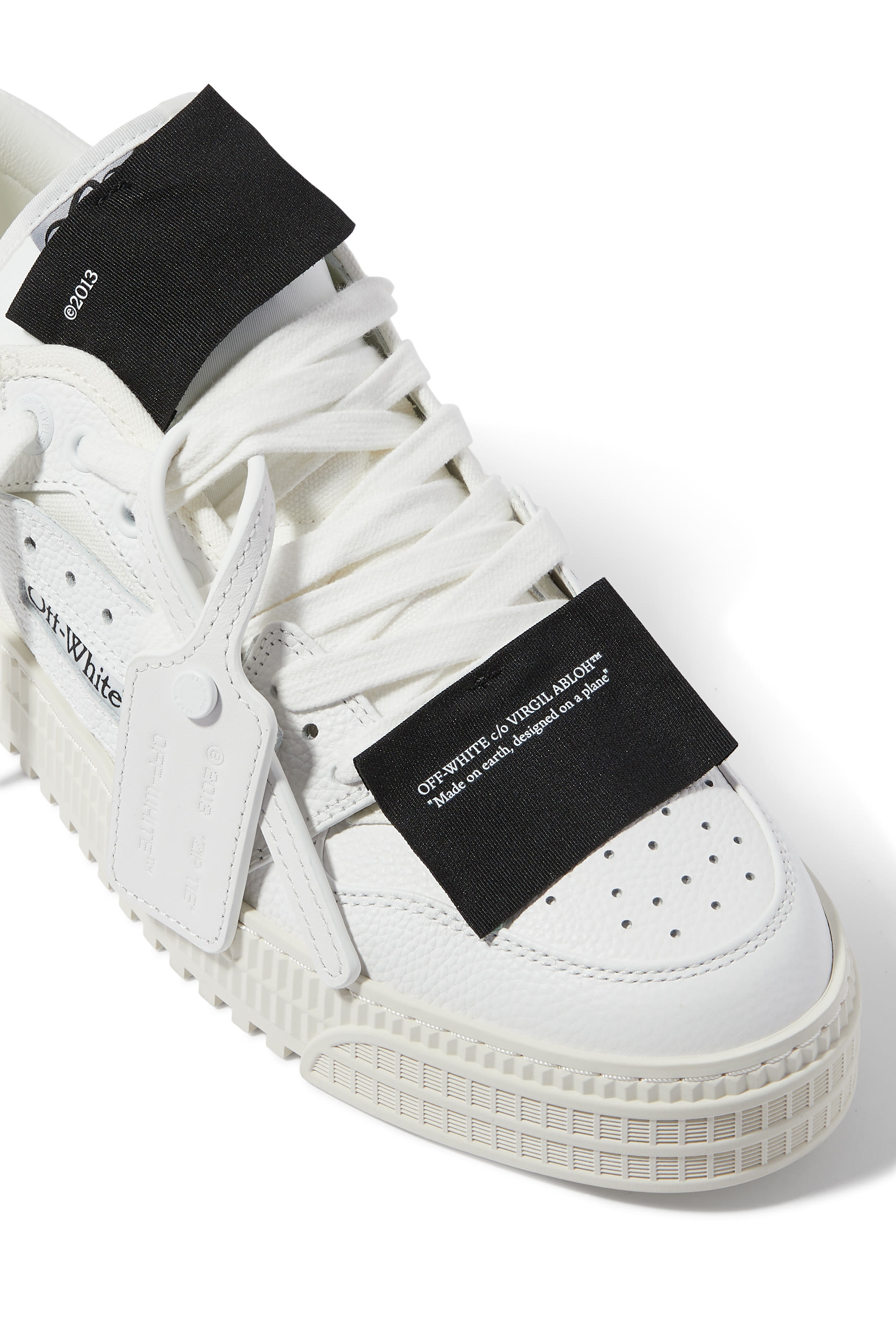 سنيكرز 3.0 اوف كورت بكاحل منخفض