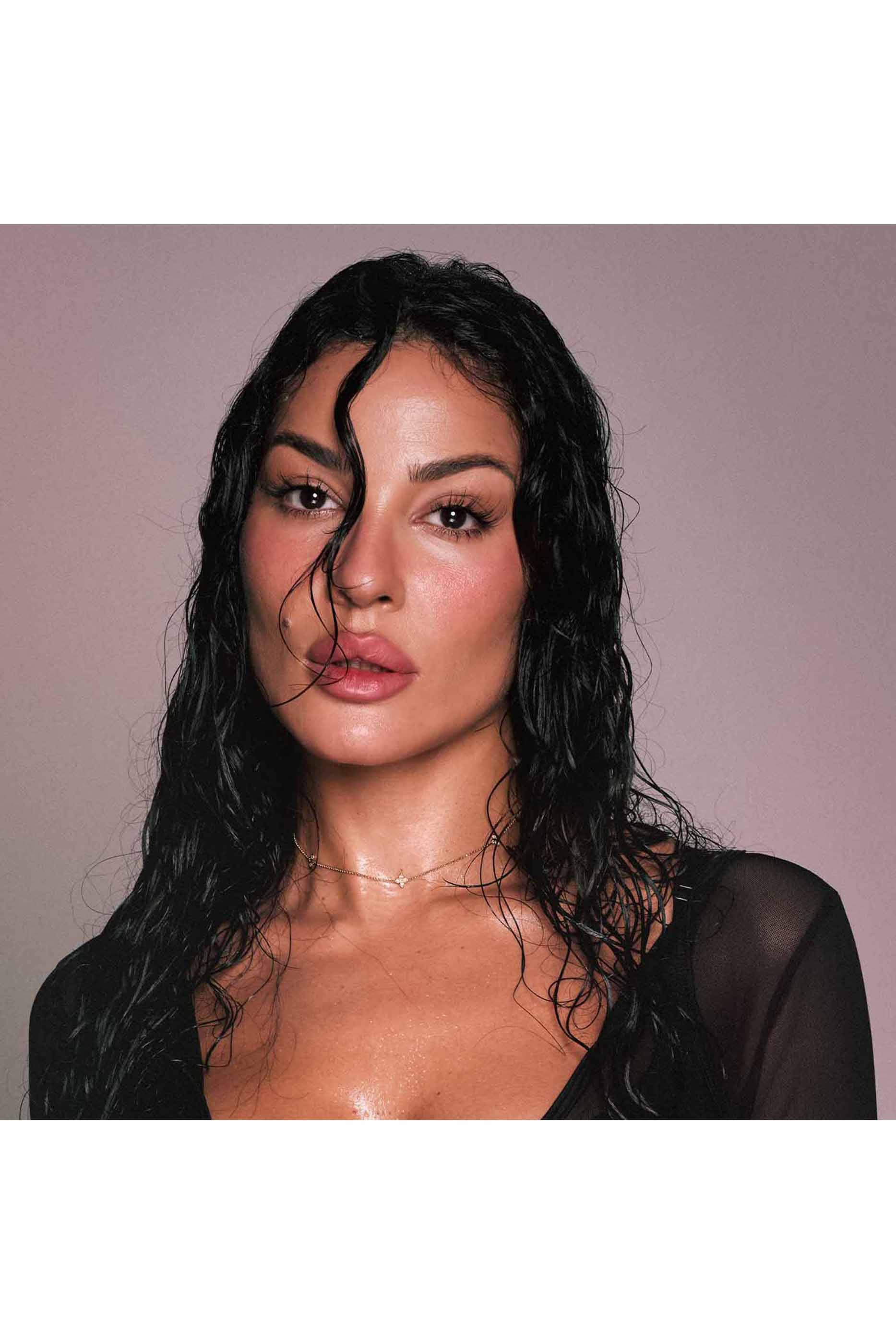 ملون بلاشبيري لامع للخدين والشفاه