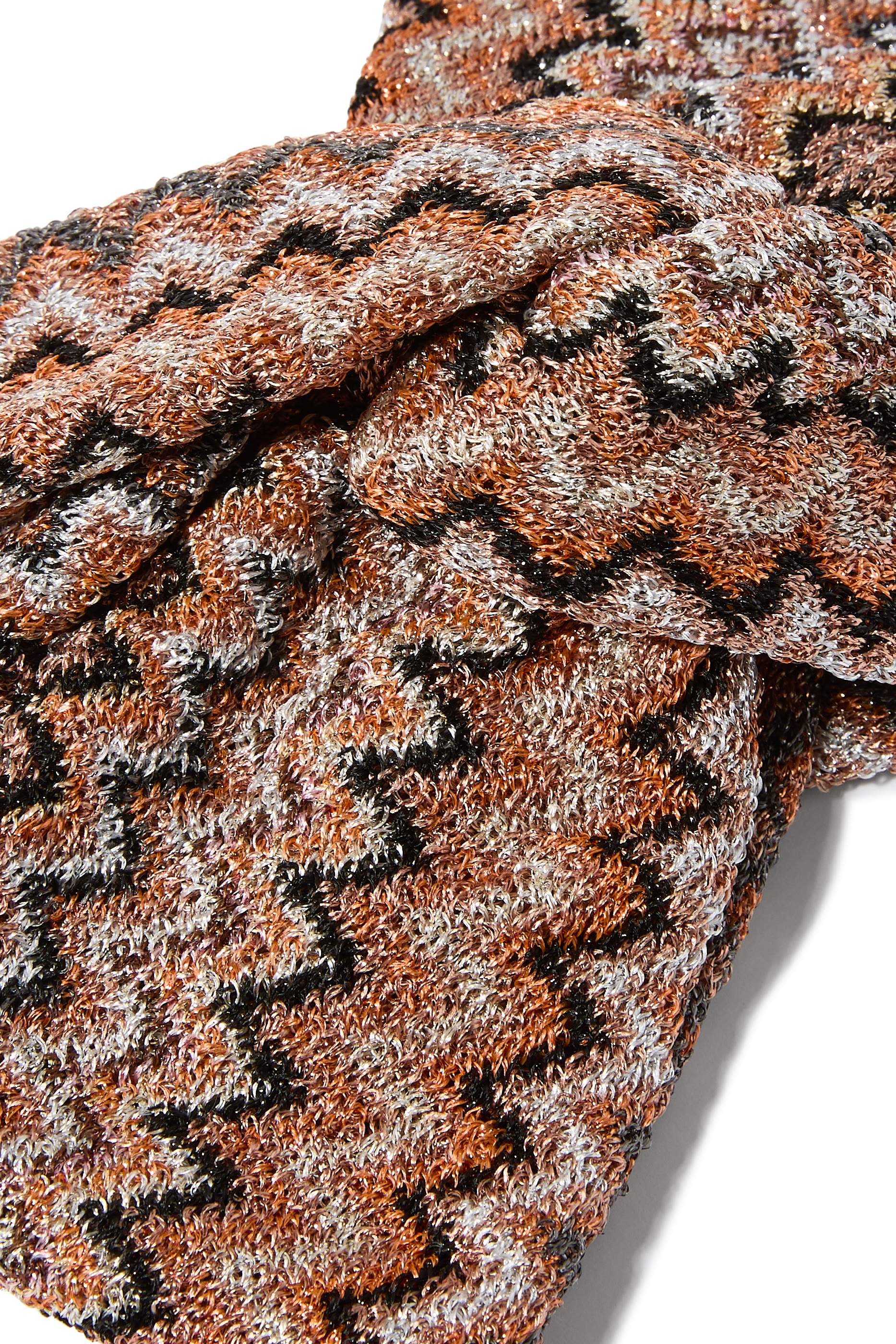 طوق رأس بنمط توربان بنقشة خطوط متعرجة