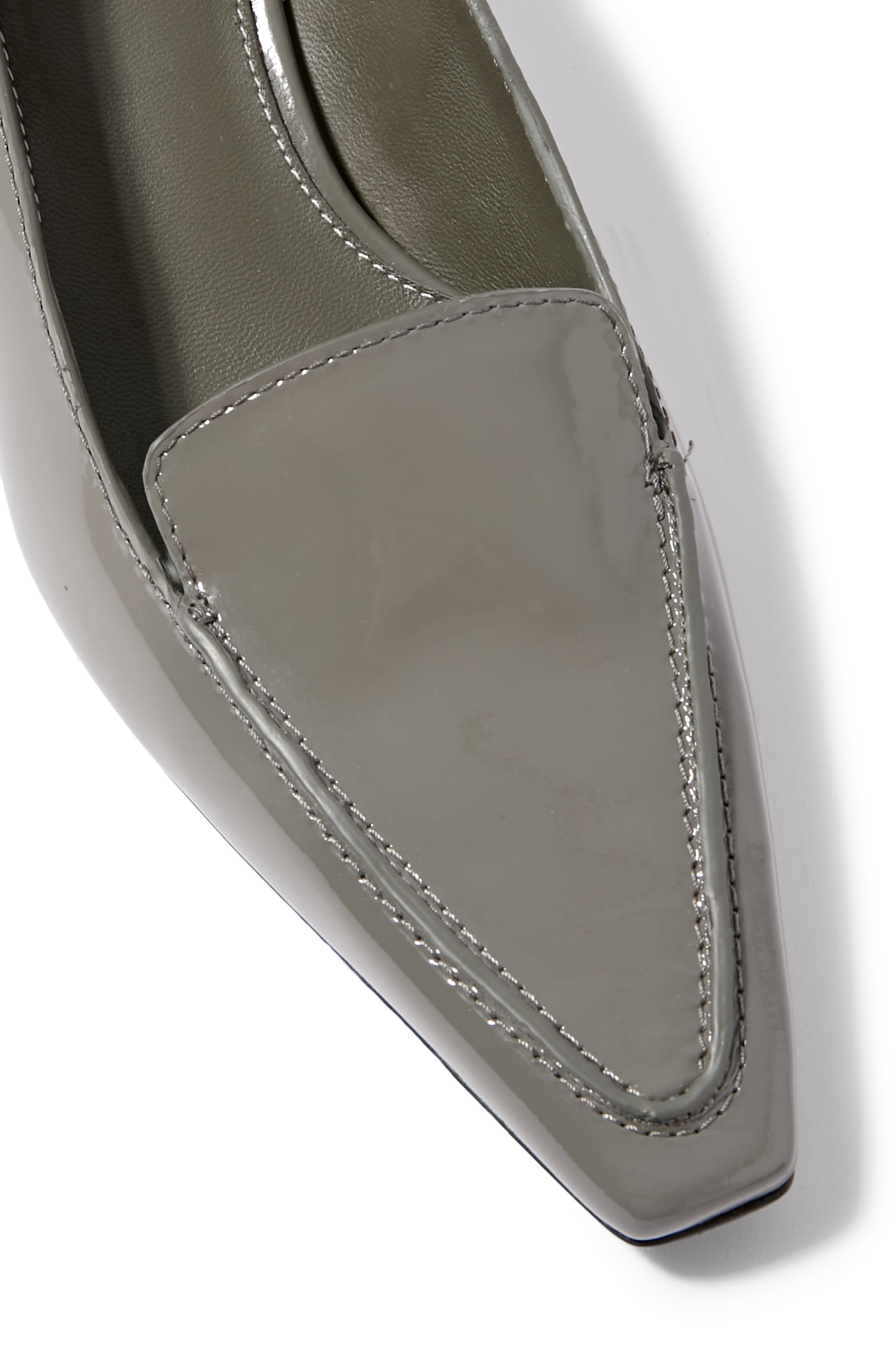 حذاء كلاسيكي جلد لامع