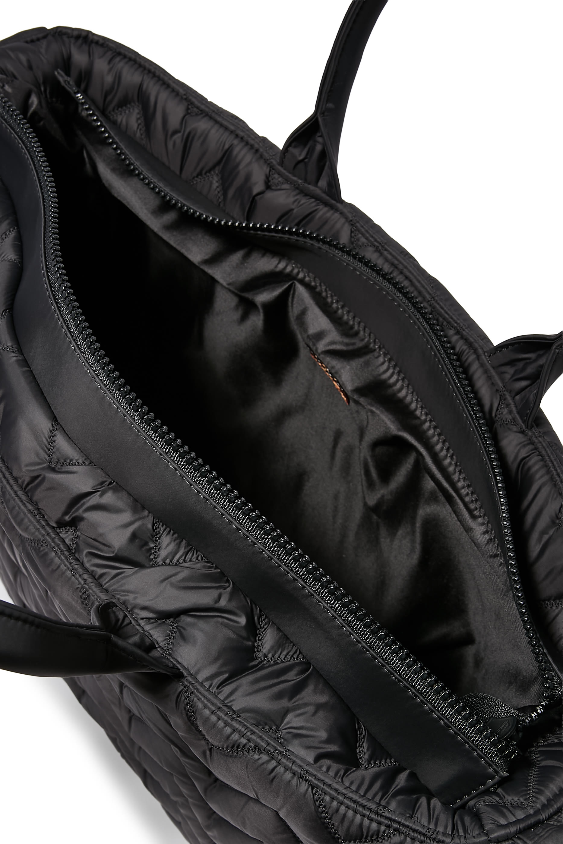 حقيبة مستلزمات أطفال بحياكة مبطنة بنقشة خطوط متعرجة شيفرون