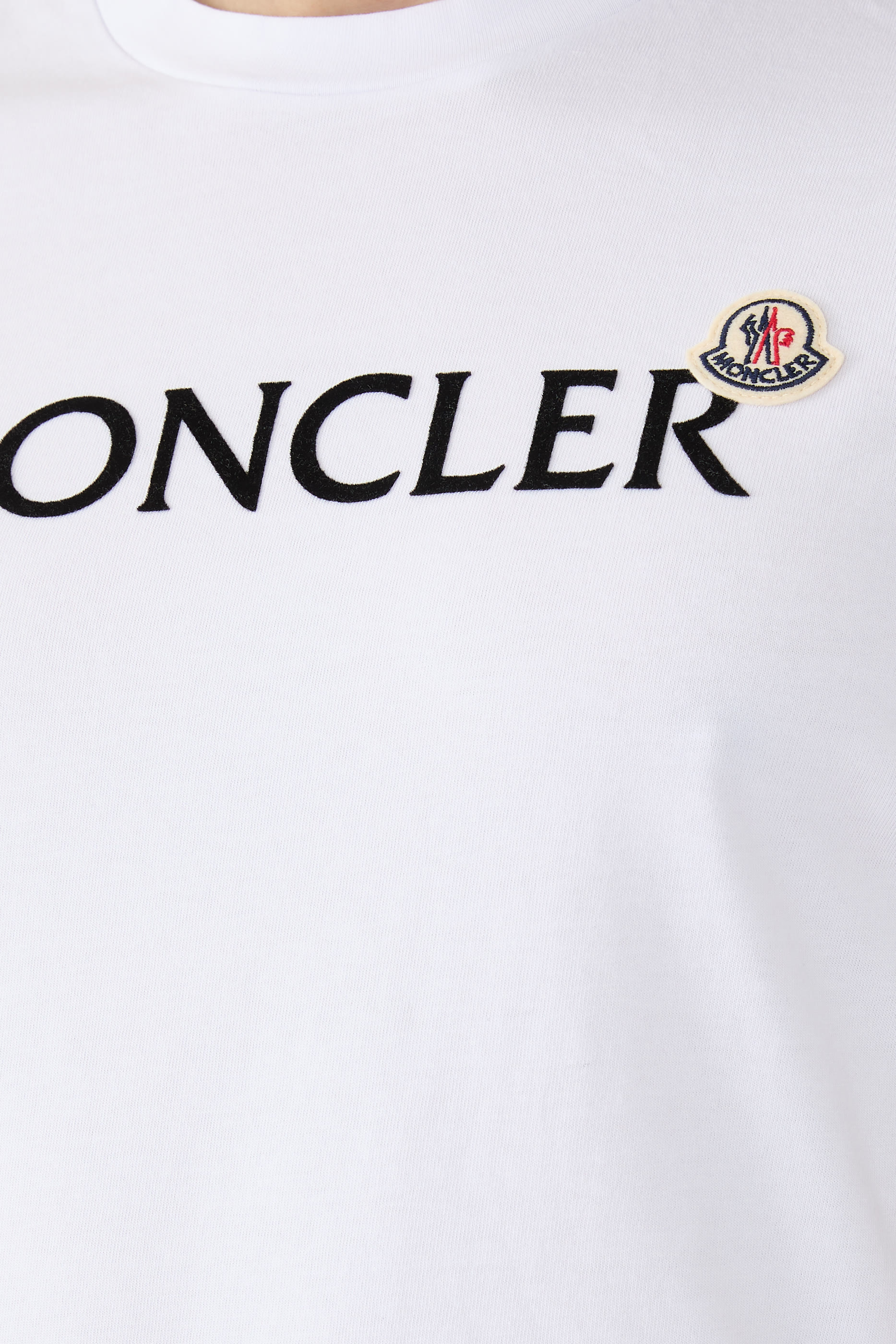 تيشيرت بشعار الماركة قطن