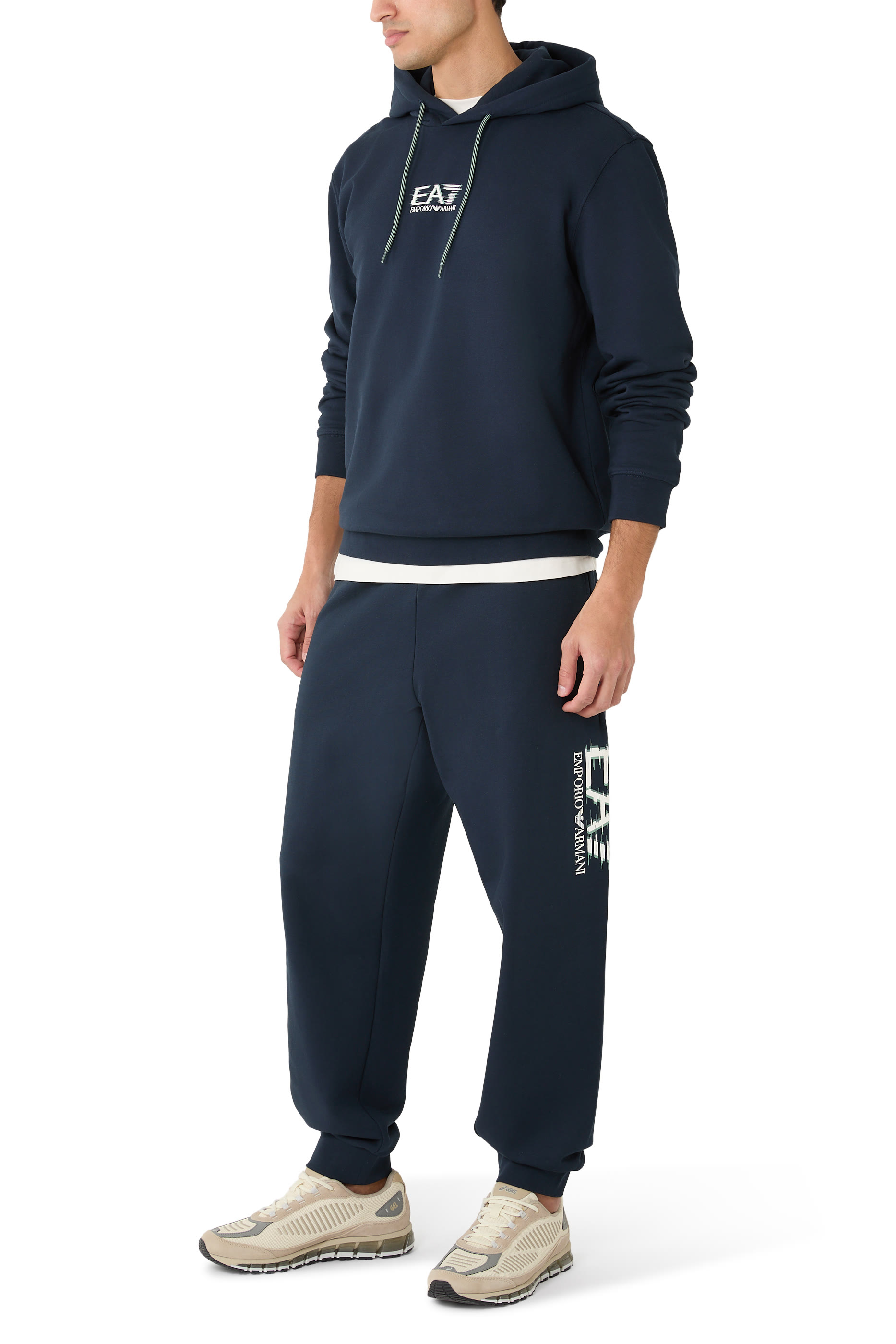 هودي بشعار الماركة