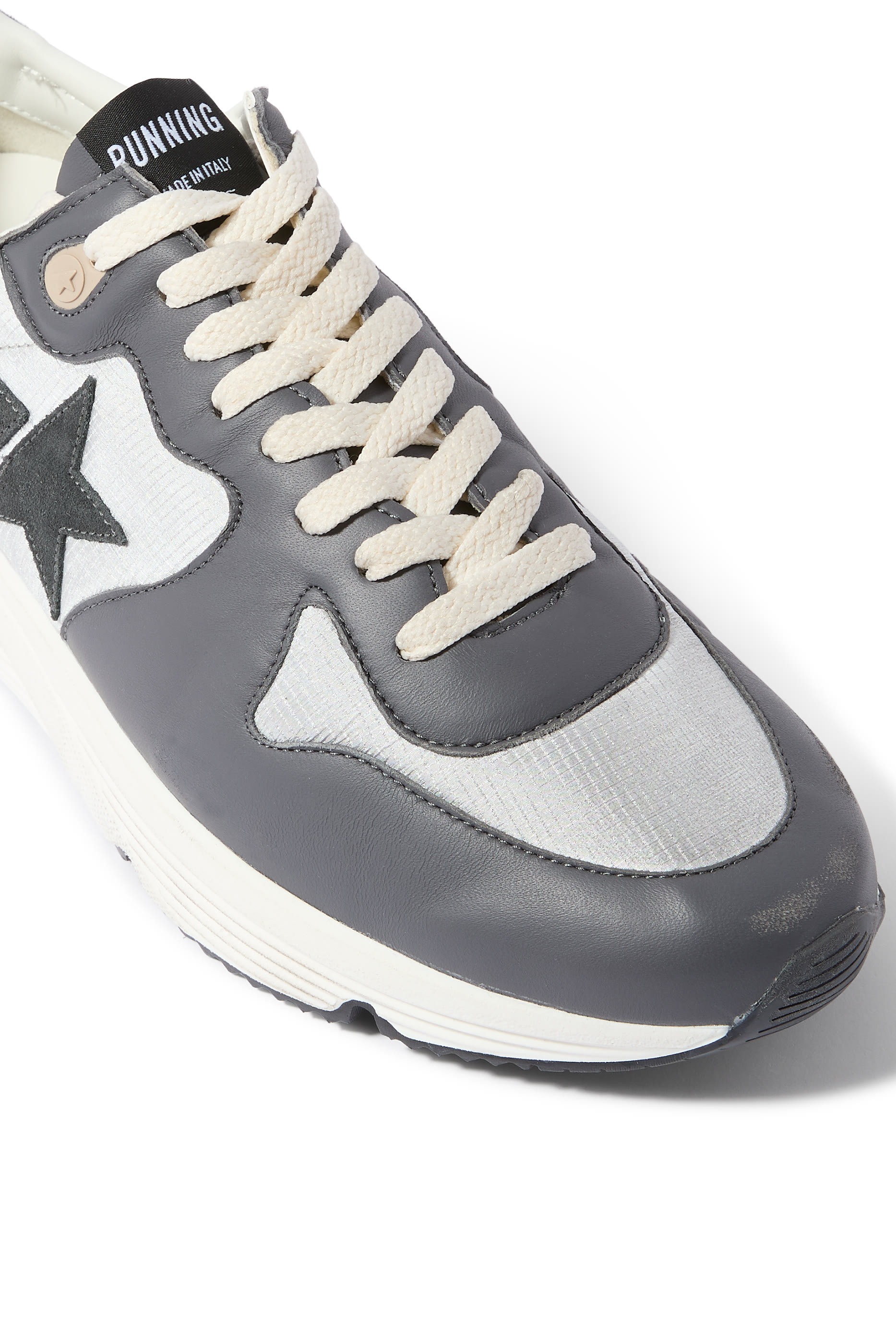 سنيكرز رانينغ سول