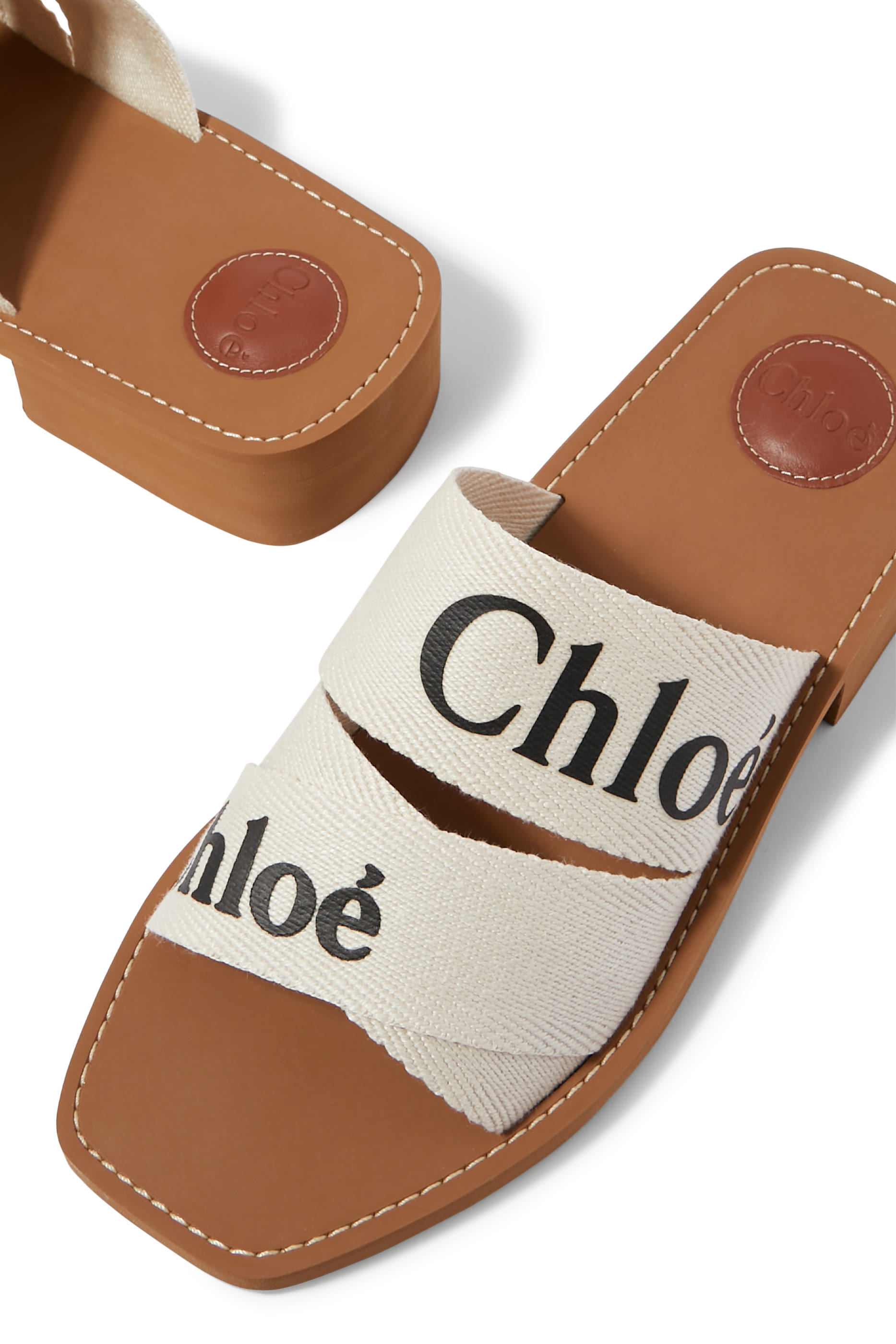 حذاء وودي مفتوح من الخلف