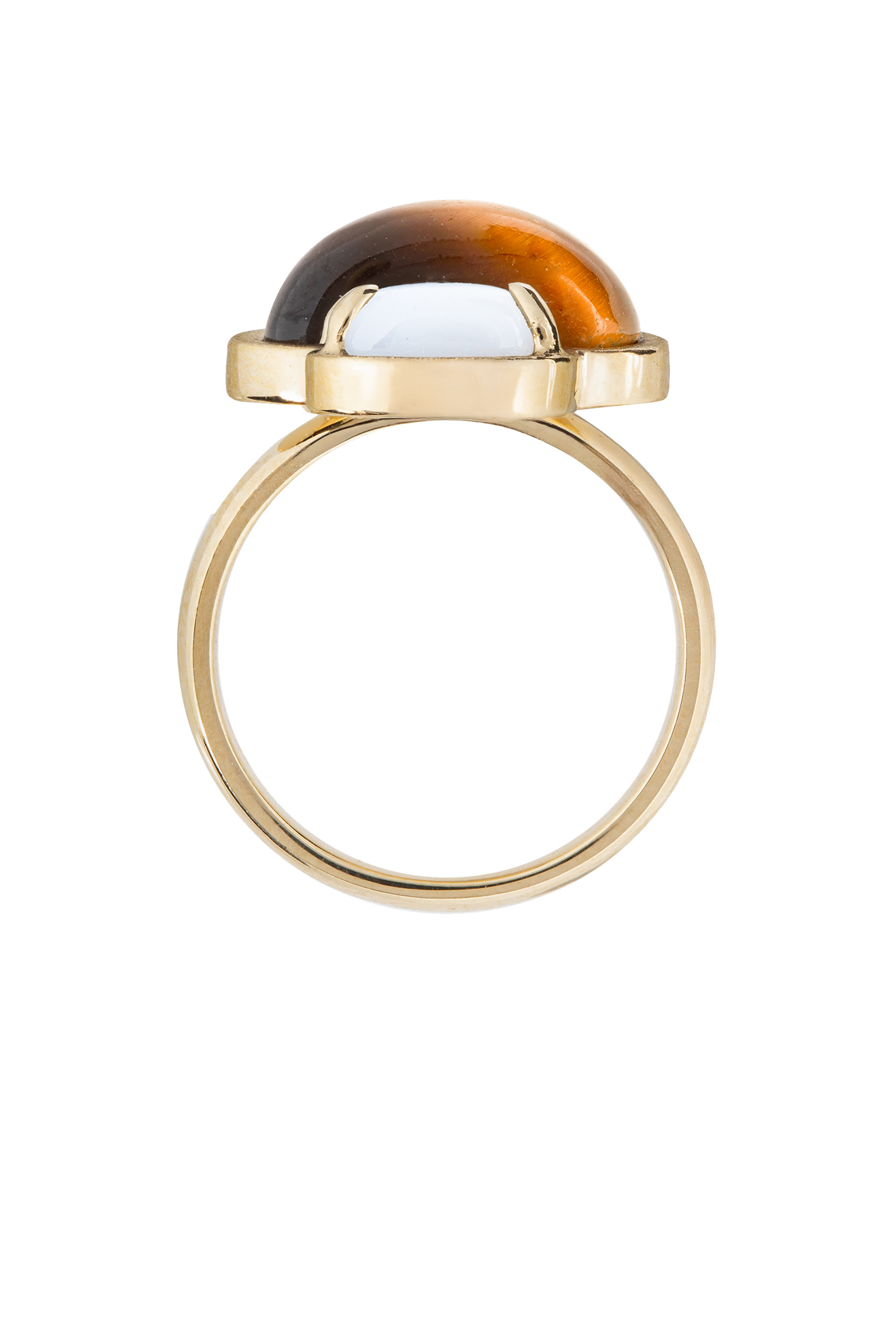 خاتم بتصميم فطر مزين بعرق اللؤلؤ وحجر عين النمر، ذهب أصفر عيار 18 قيراط