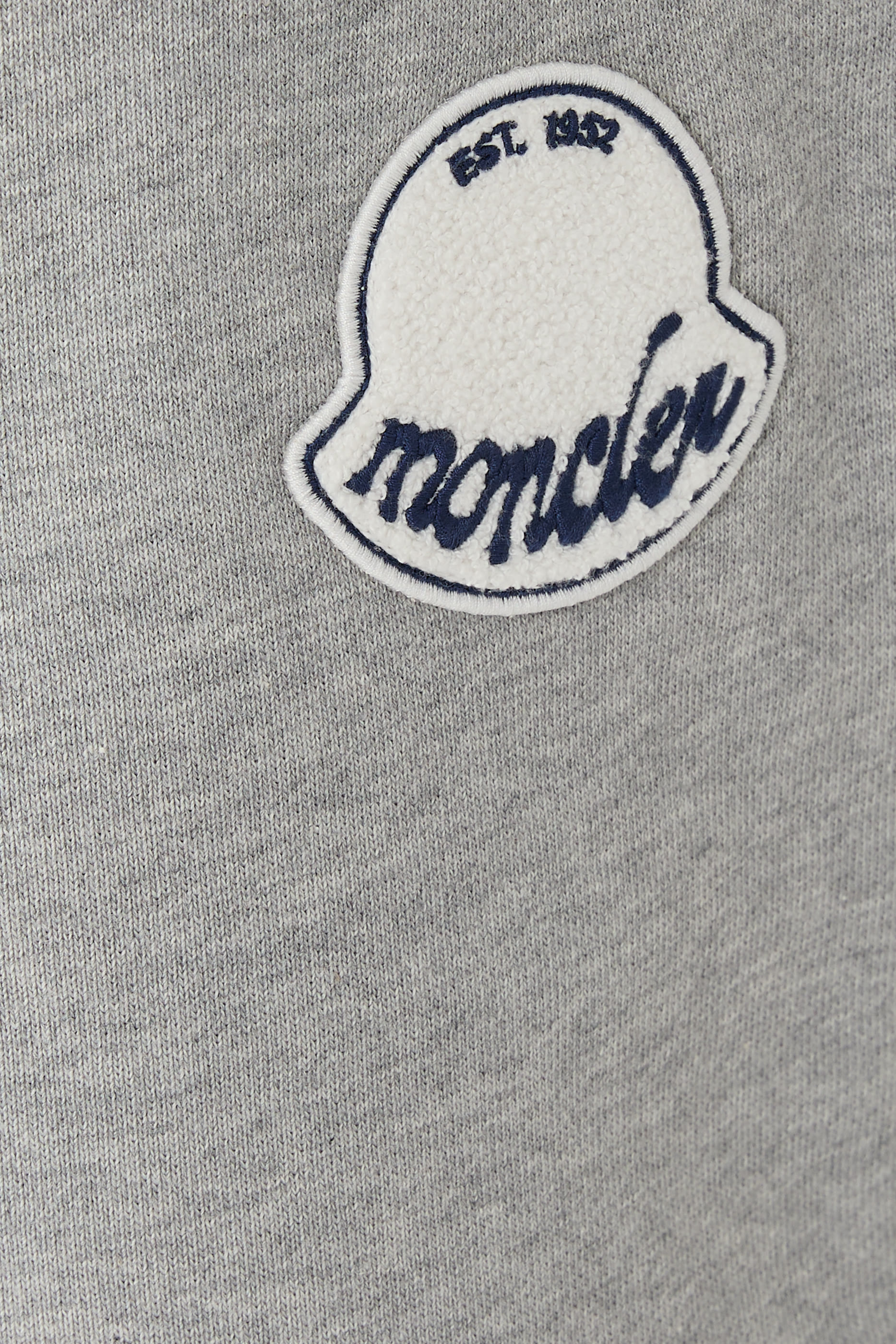 شورت رياضي برقعة شعار المارك