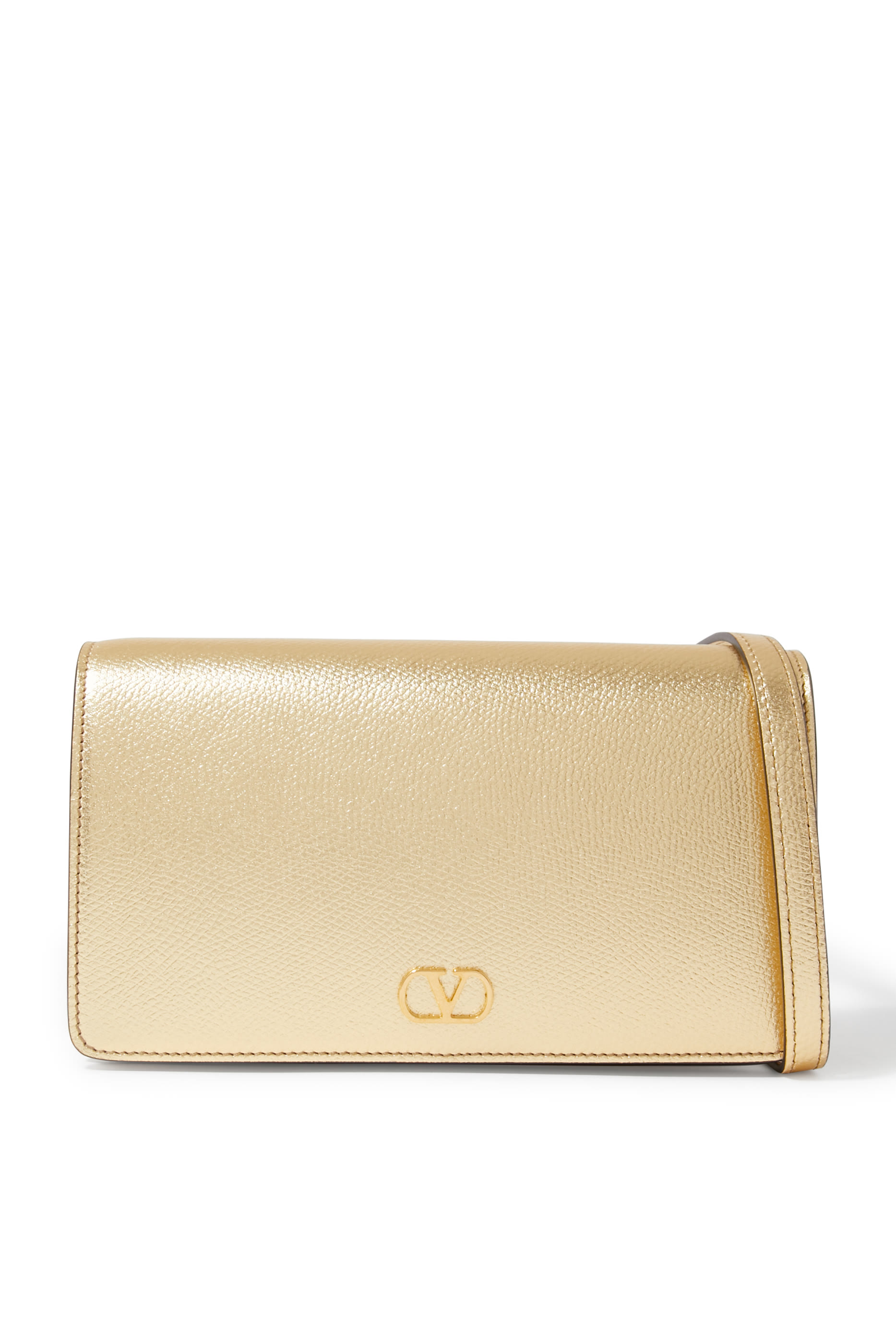 حقيبة صغيرة بشعار الماركة