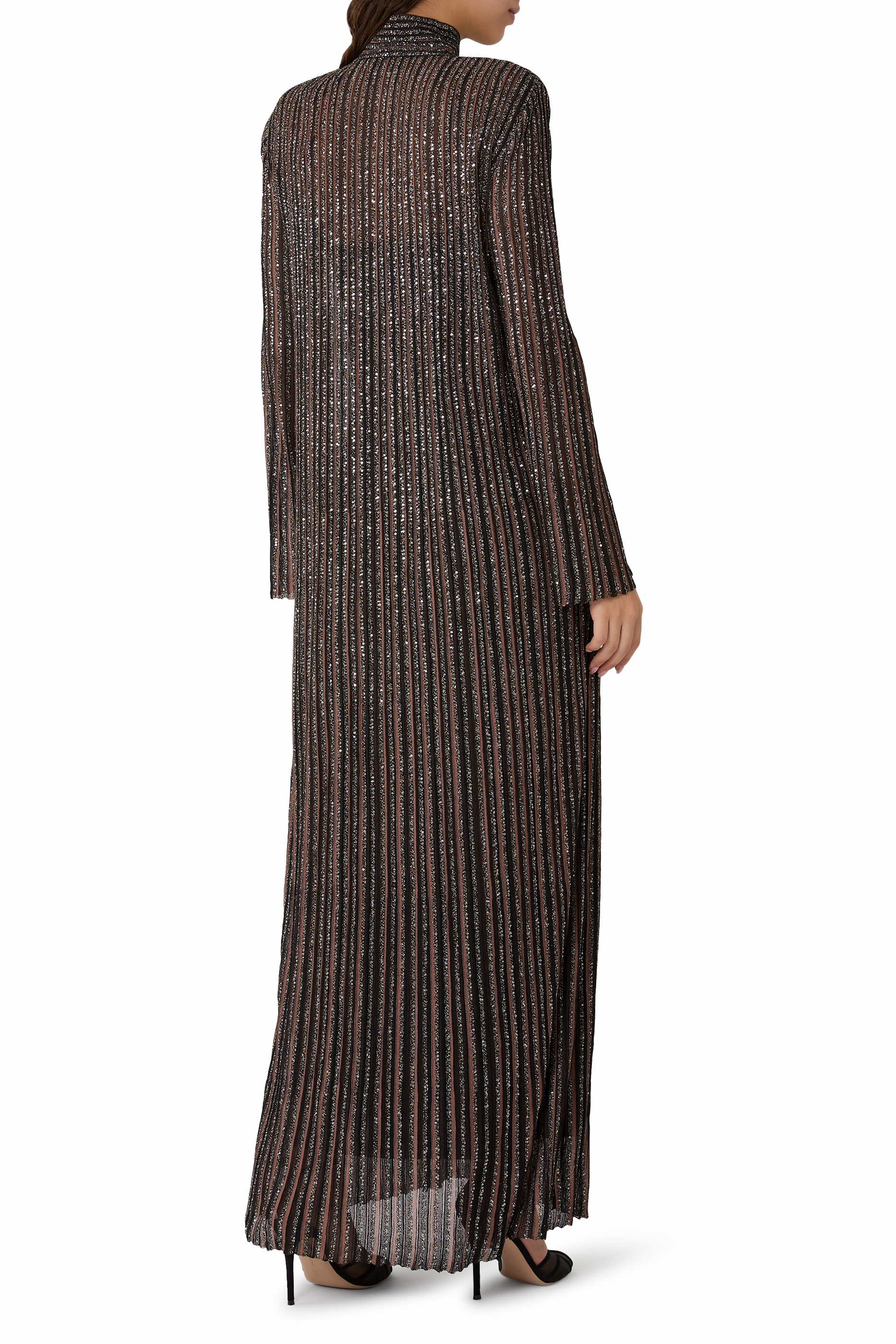 فستان منسوج مطرز جزئيا بترتر