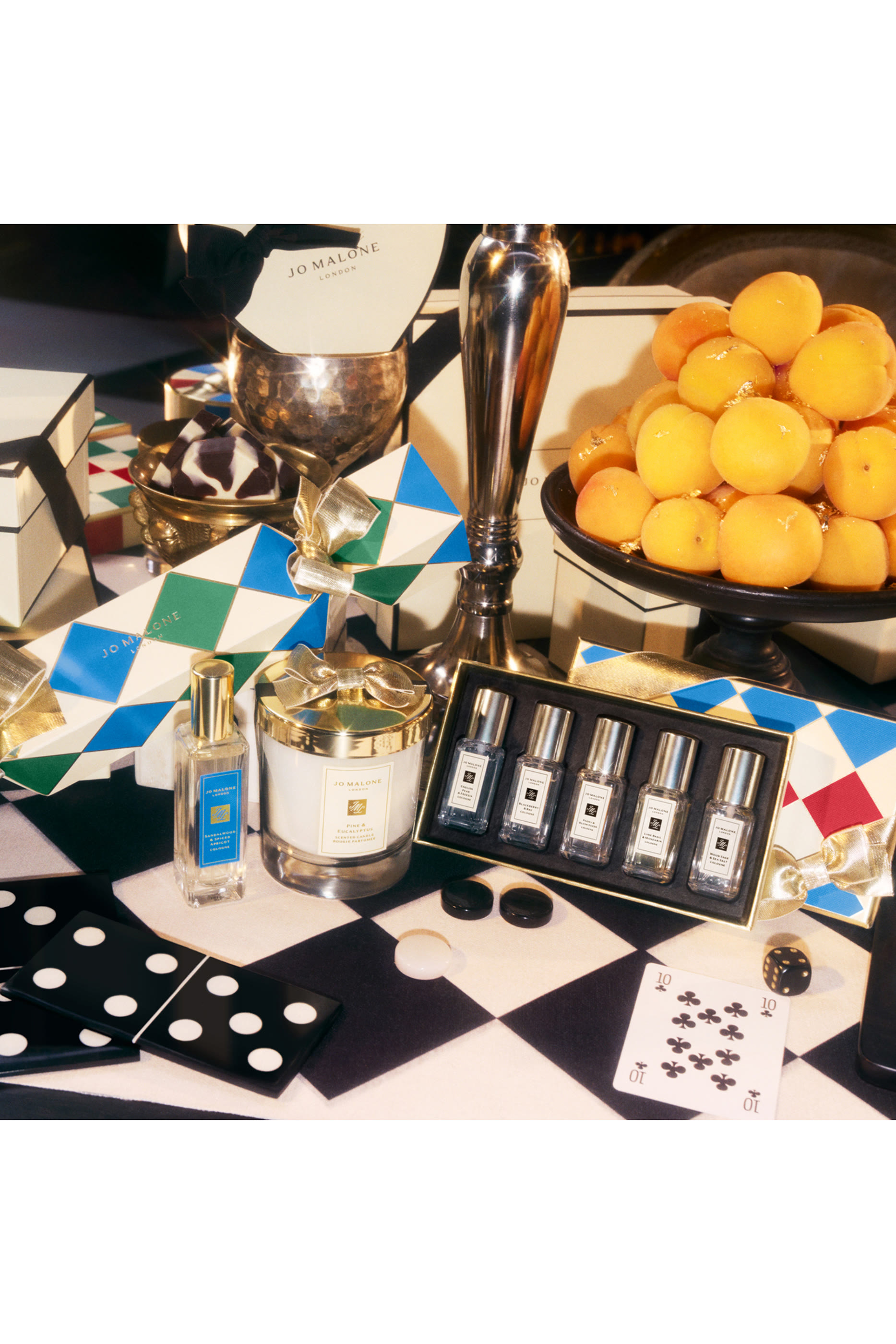 شمعة معطرة باين اند يوكالبتوس