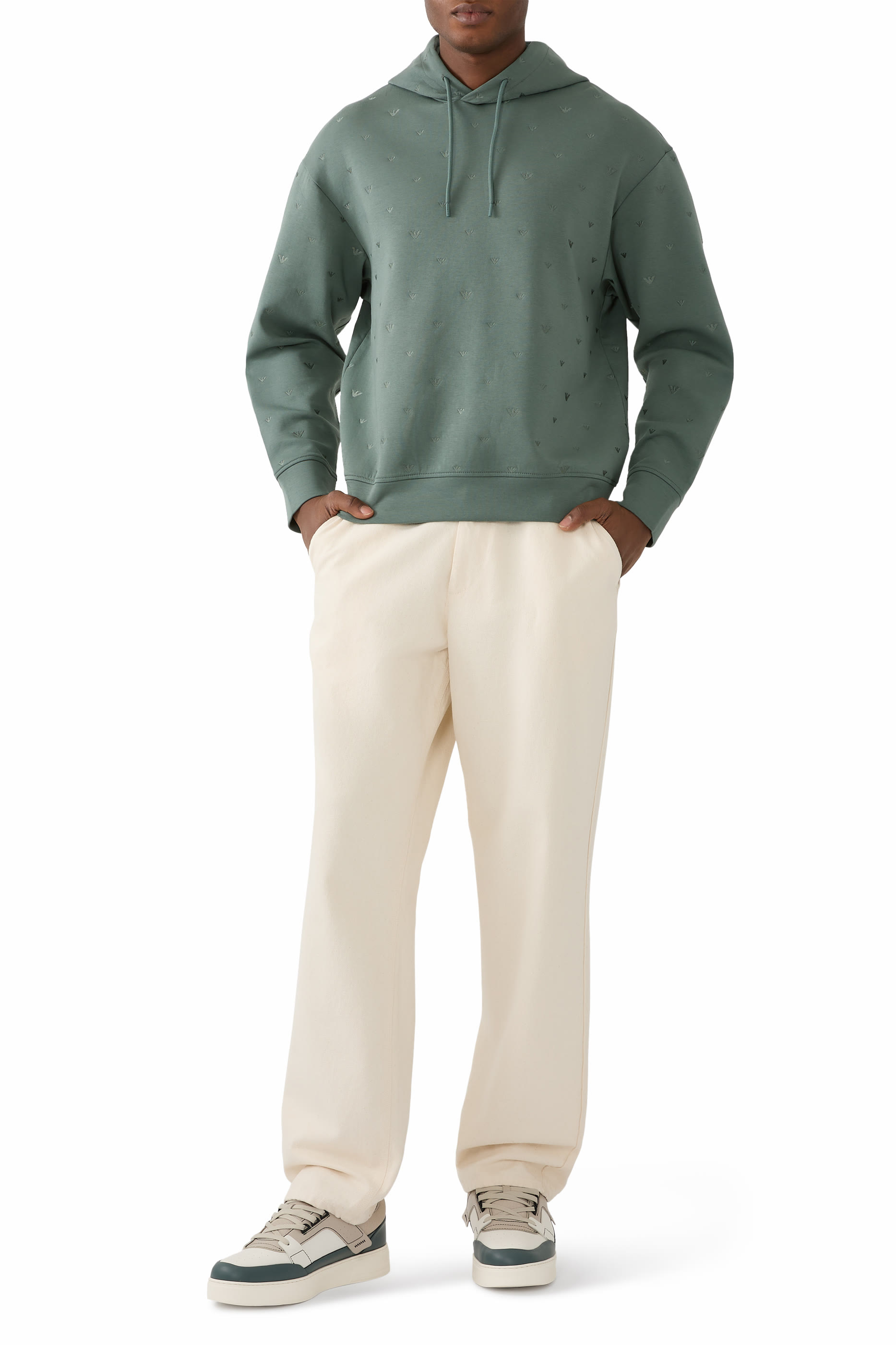 سويت شيرت بغطاء رأس ونقشة شعار الماركة