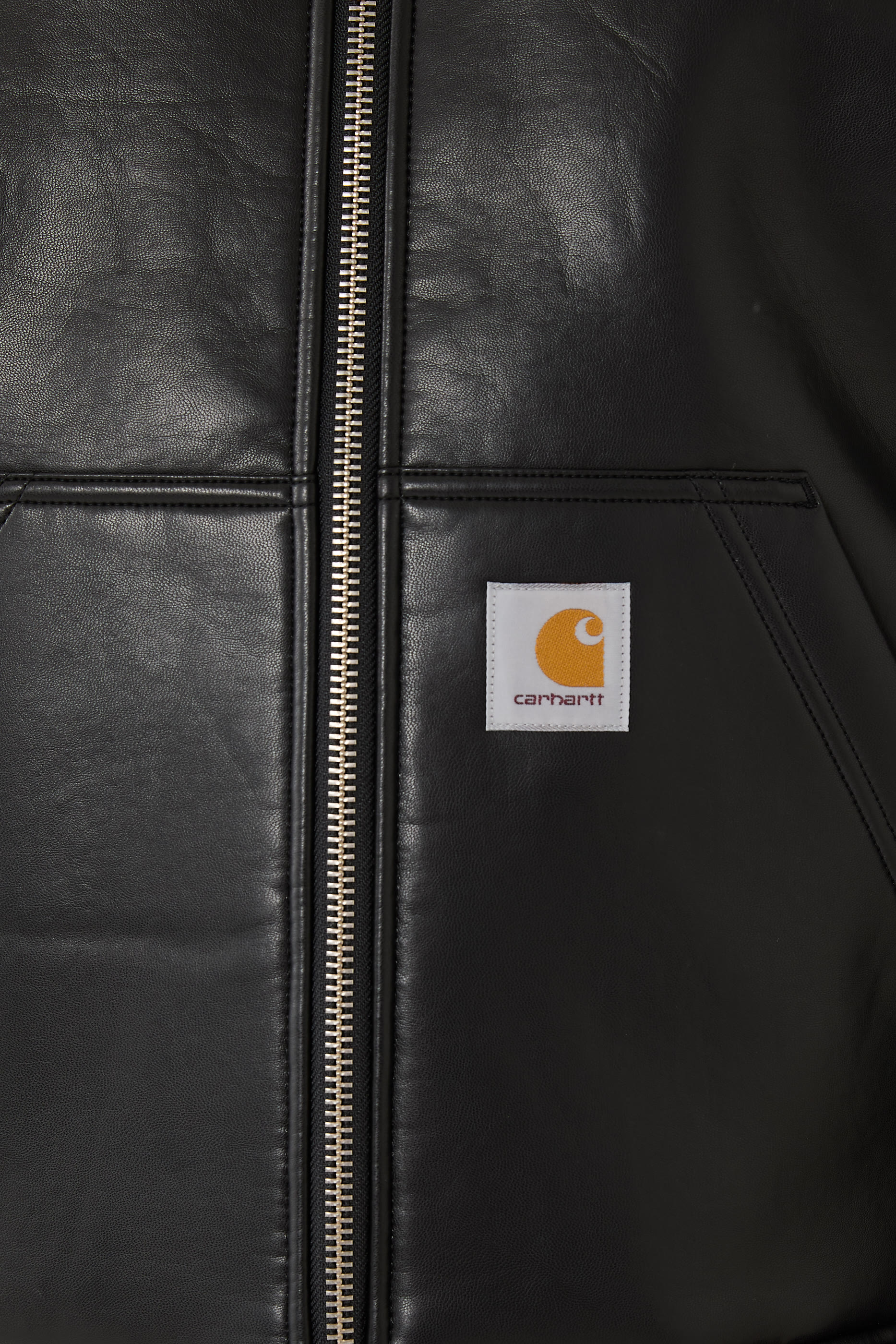 جاكيت شيبتون