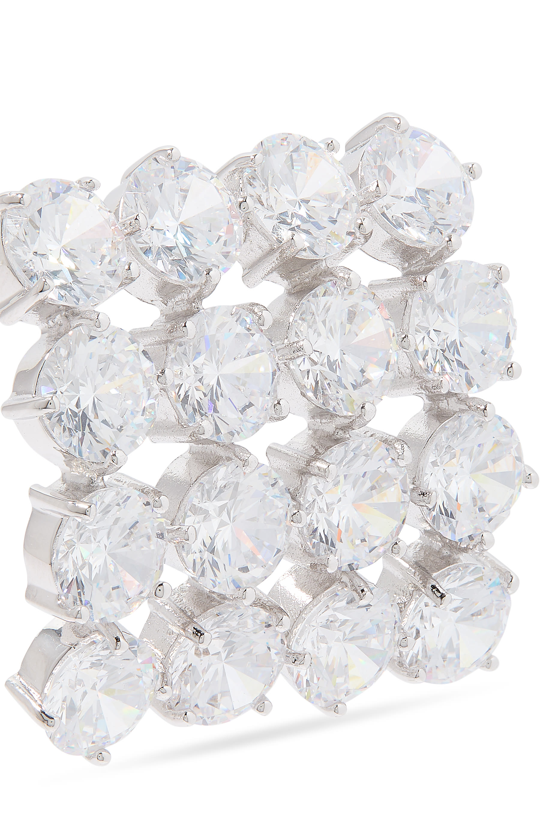 أقراط بتصميم مربع مرصعة بكريستال وأحجار زركونيا مكعبة، فضة استرلينية معاد تدويرها مطلية بالروديوم