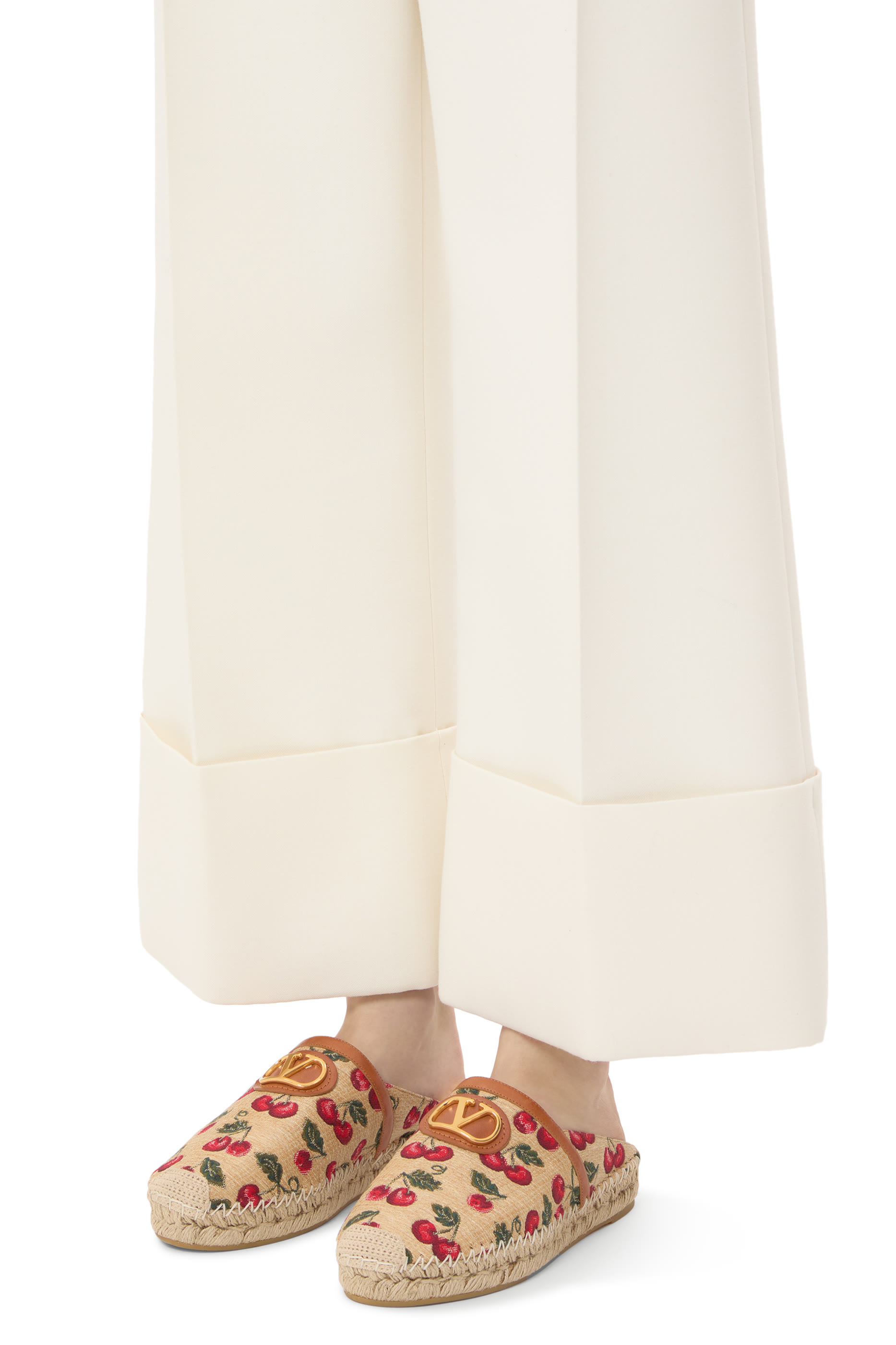 حذاء إسبادريل بشعار الماركة