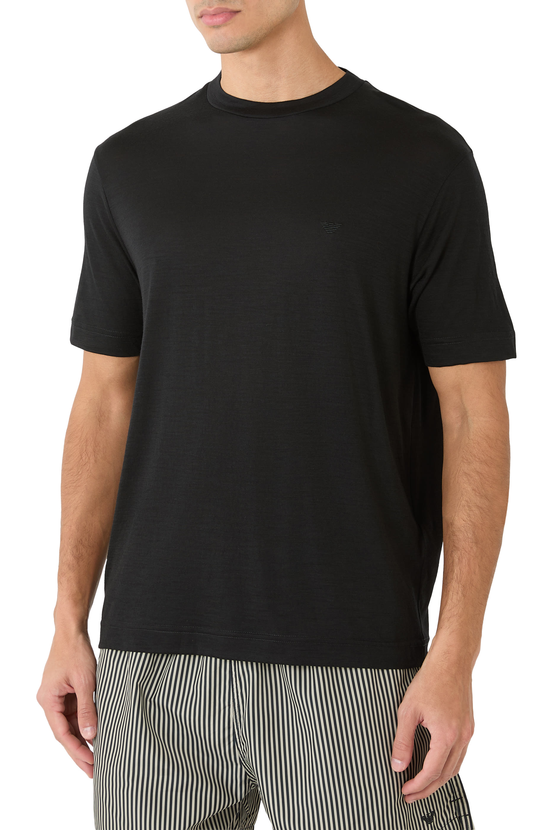 تيشيرت بشعار الماركة