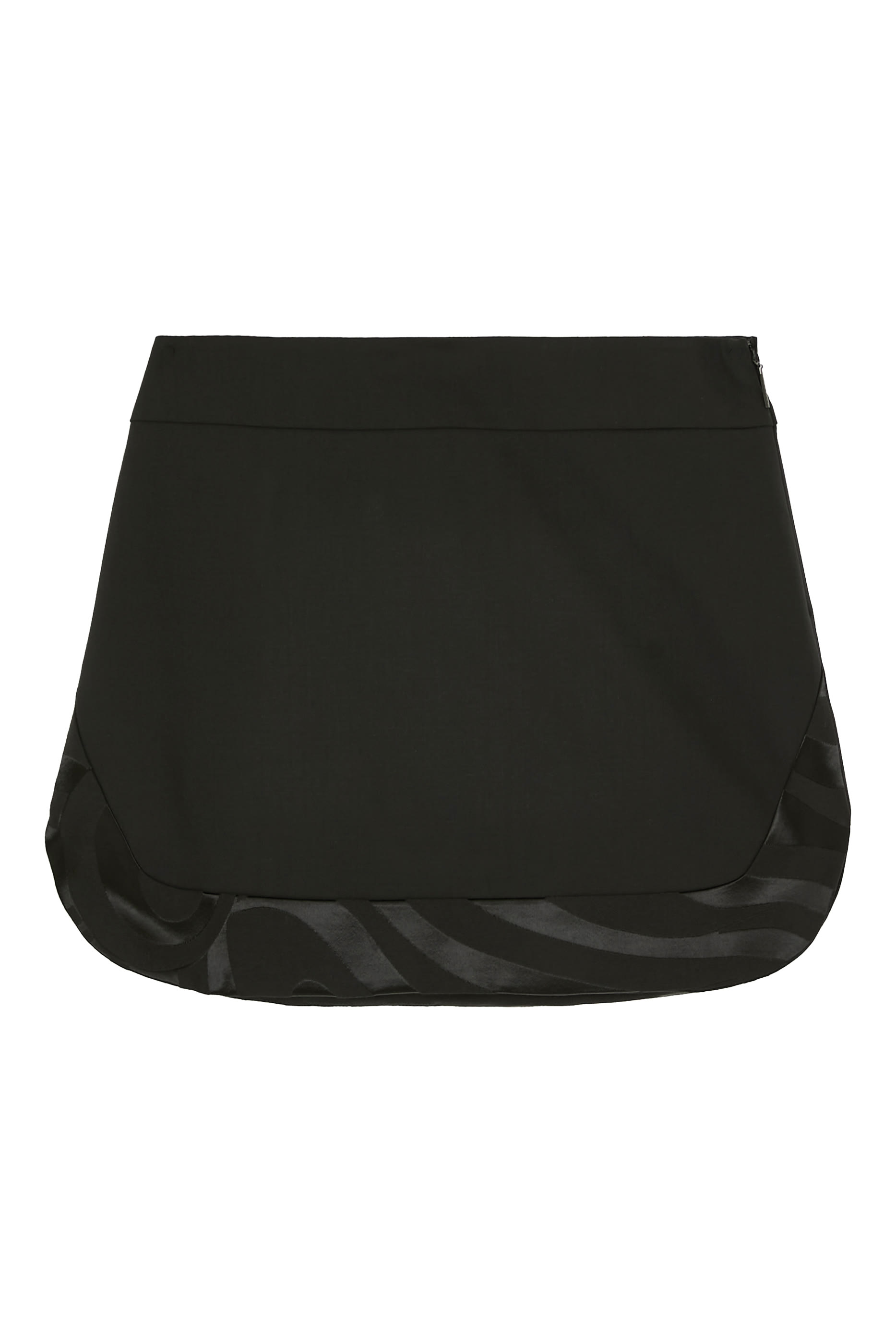 تنورة قصيرة