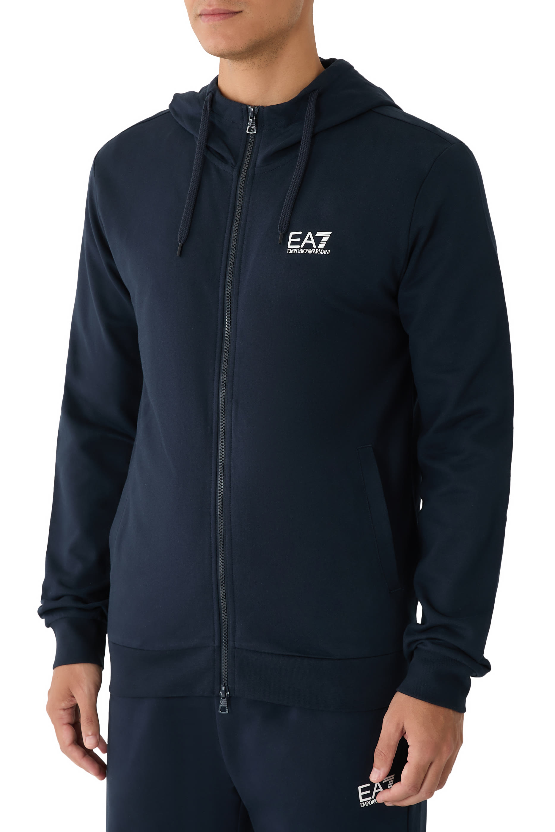 هودي بسحاب وشعار الماركة قطن