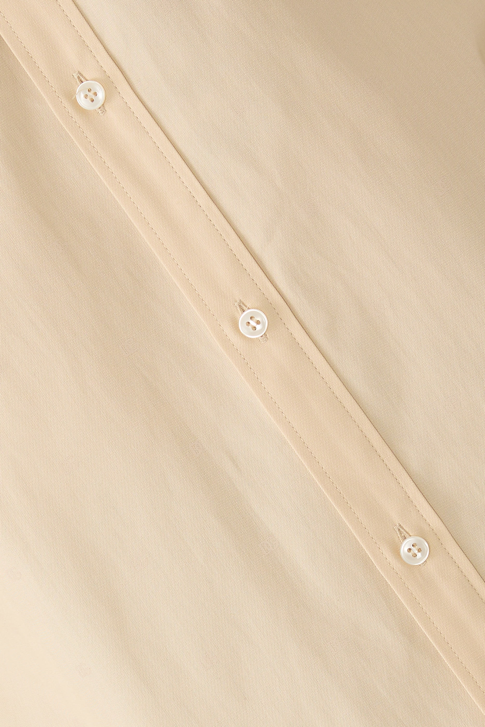 قميص بقصة عادية ونقشة شعار الماركة بوبلين