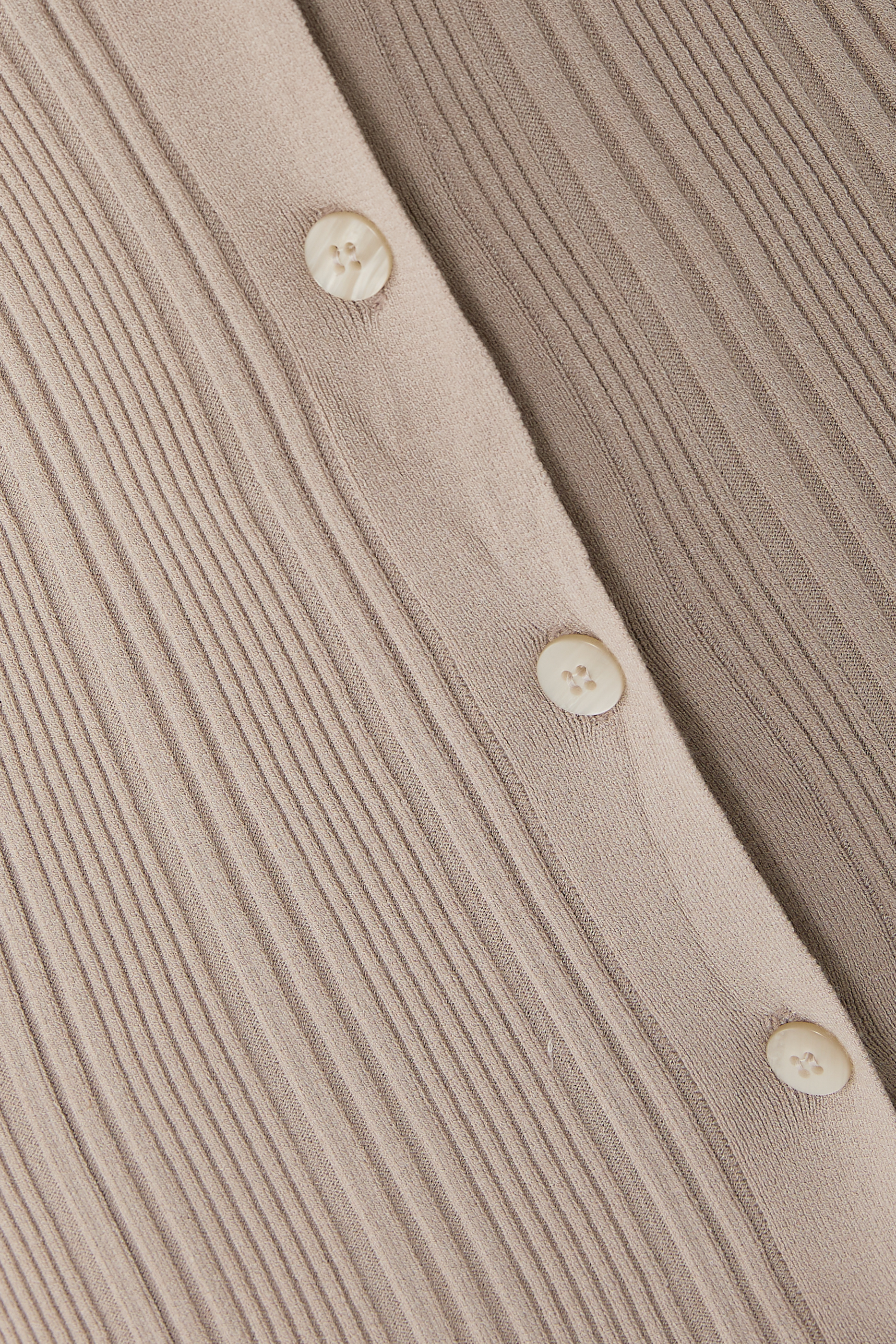 كارديغان منسوج بتصميم مضلع