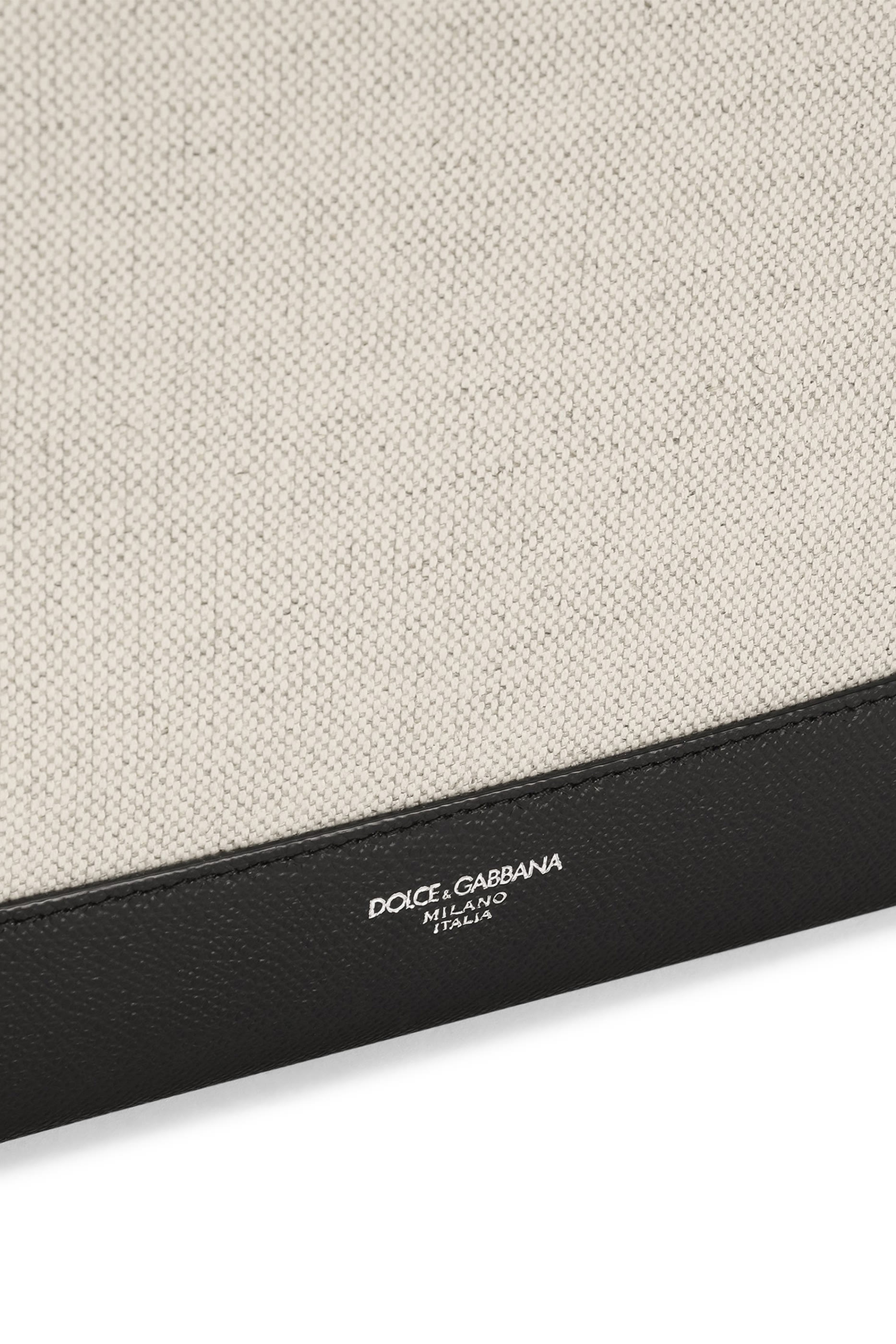 حقيبة صغيرة بشعار الماركة قماش قنب