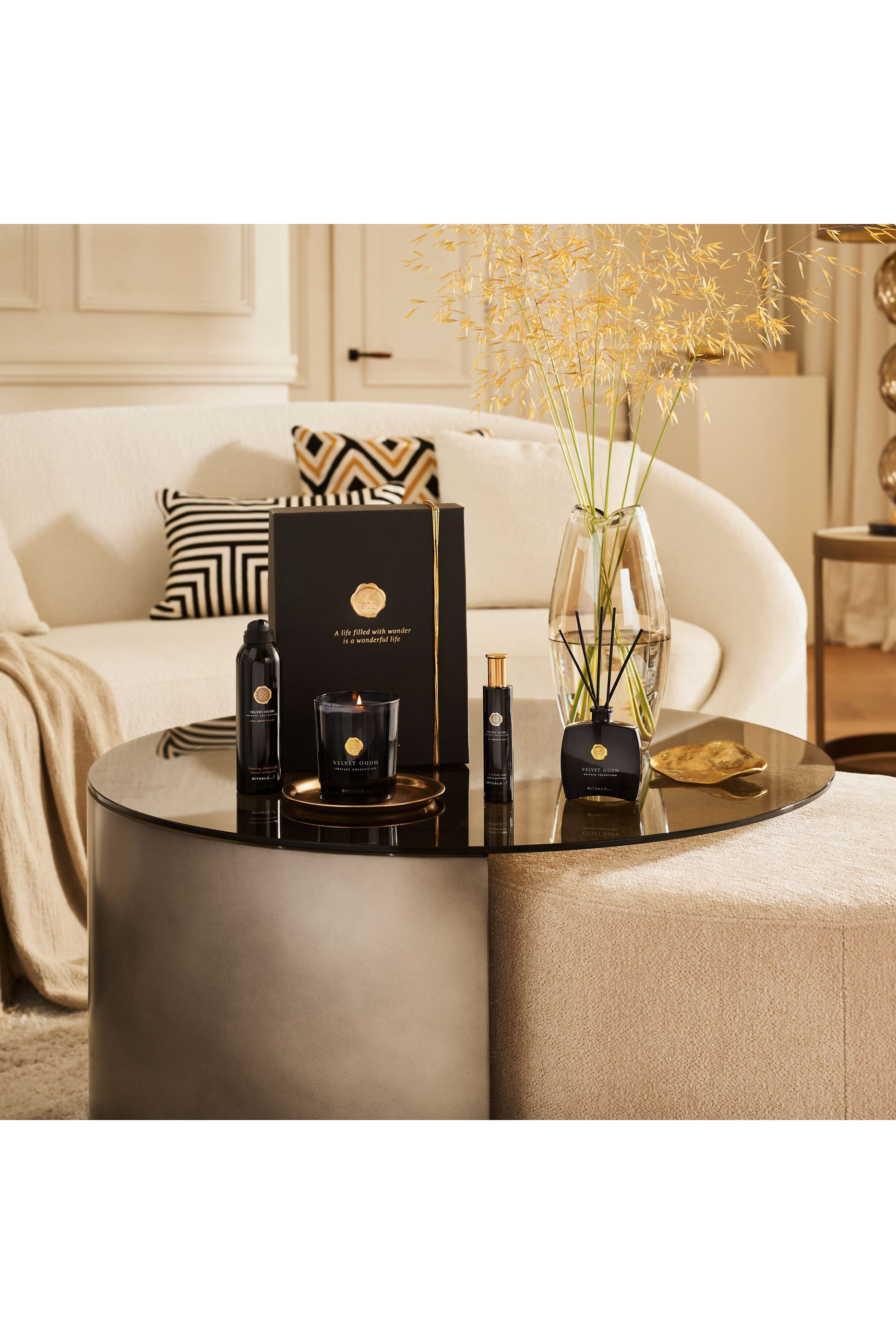 مجموعة هدايا فيلفت عود