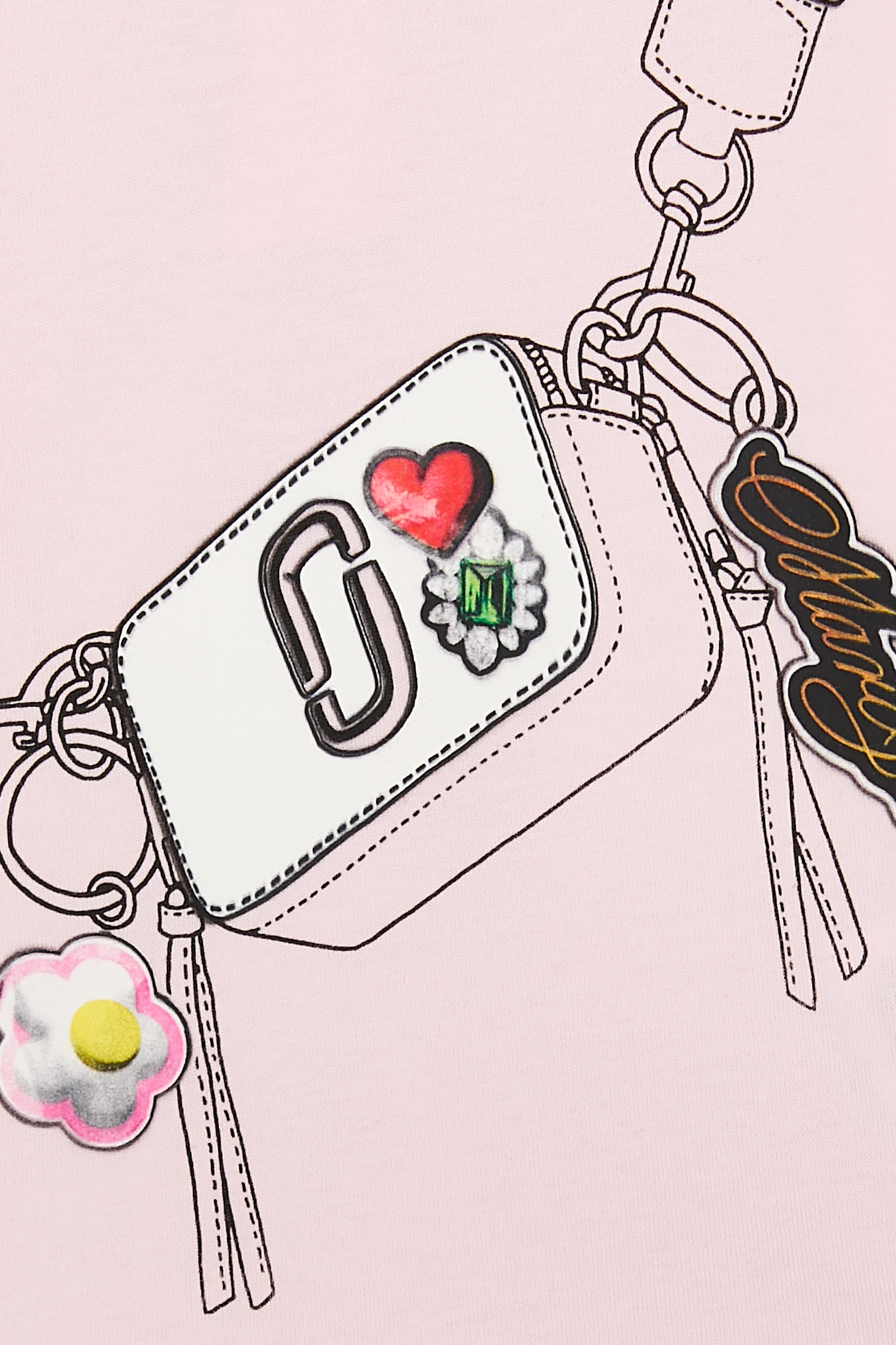 طقم تيشيرت وشورت للأطفال