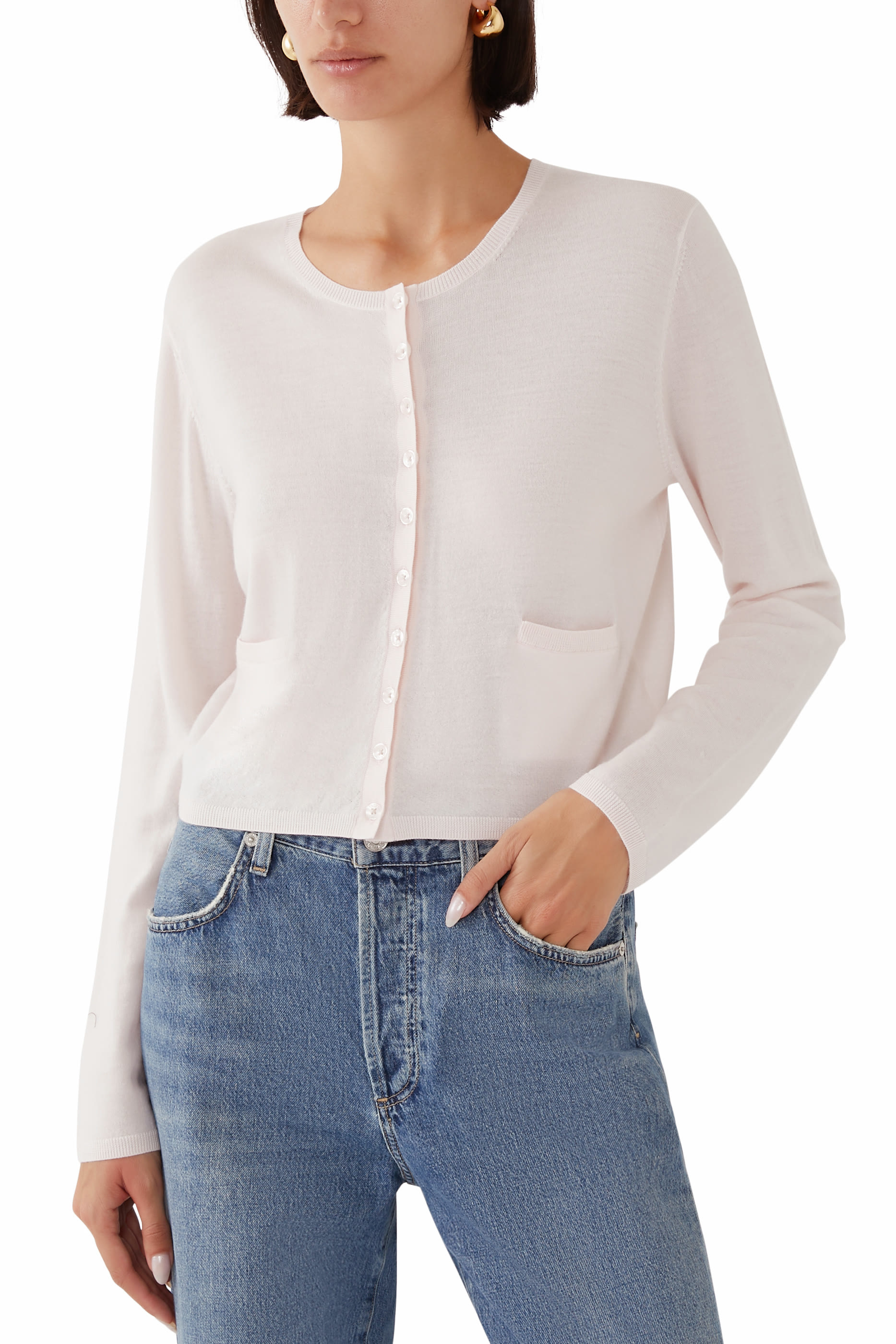 كارديجان جيمس بياقة ضيقة