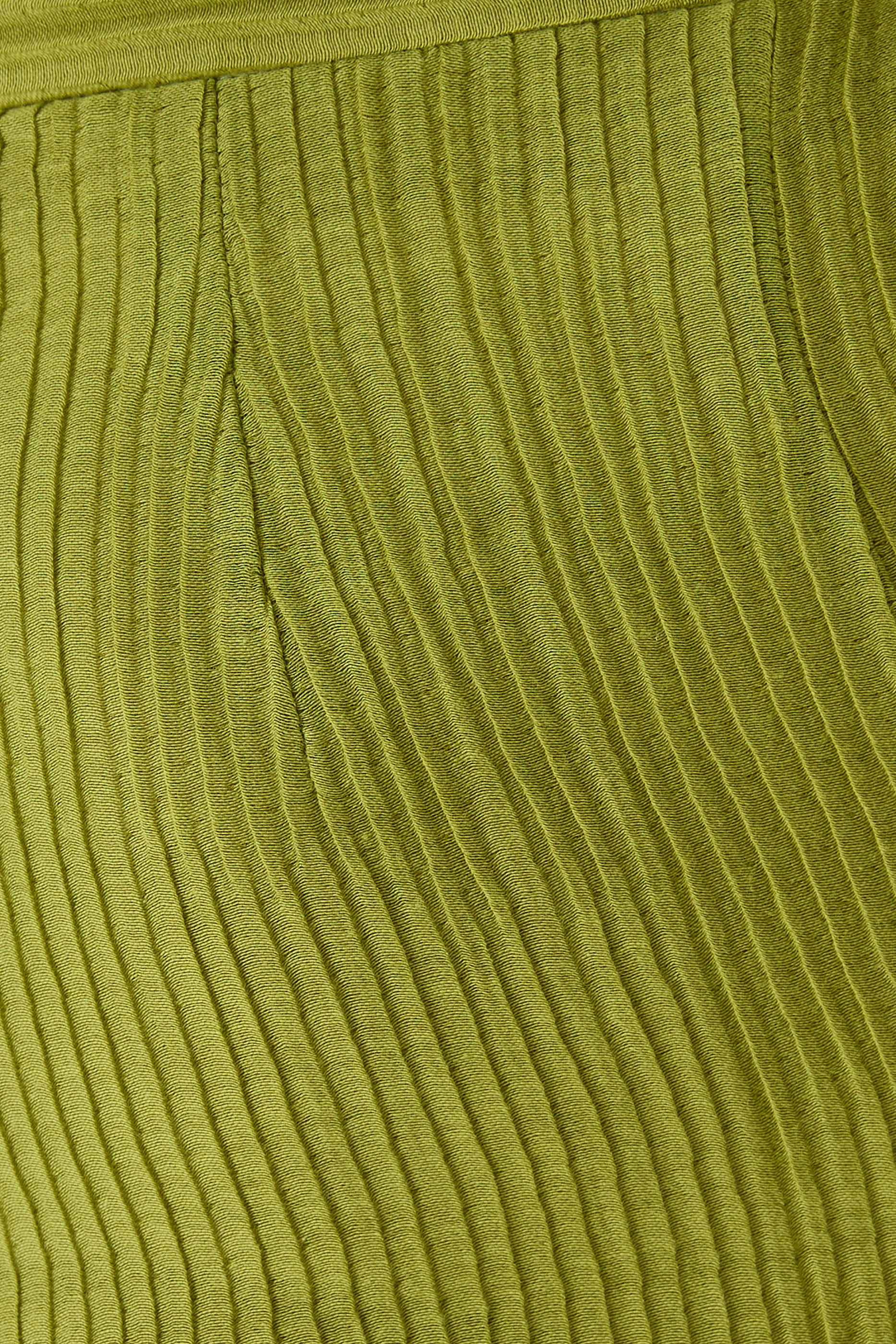 بنطال سان جوان بقصة ساق واسعة