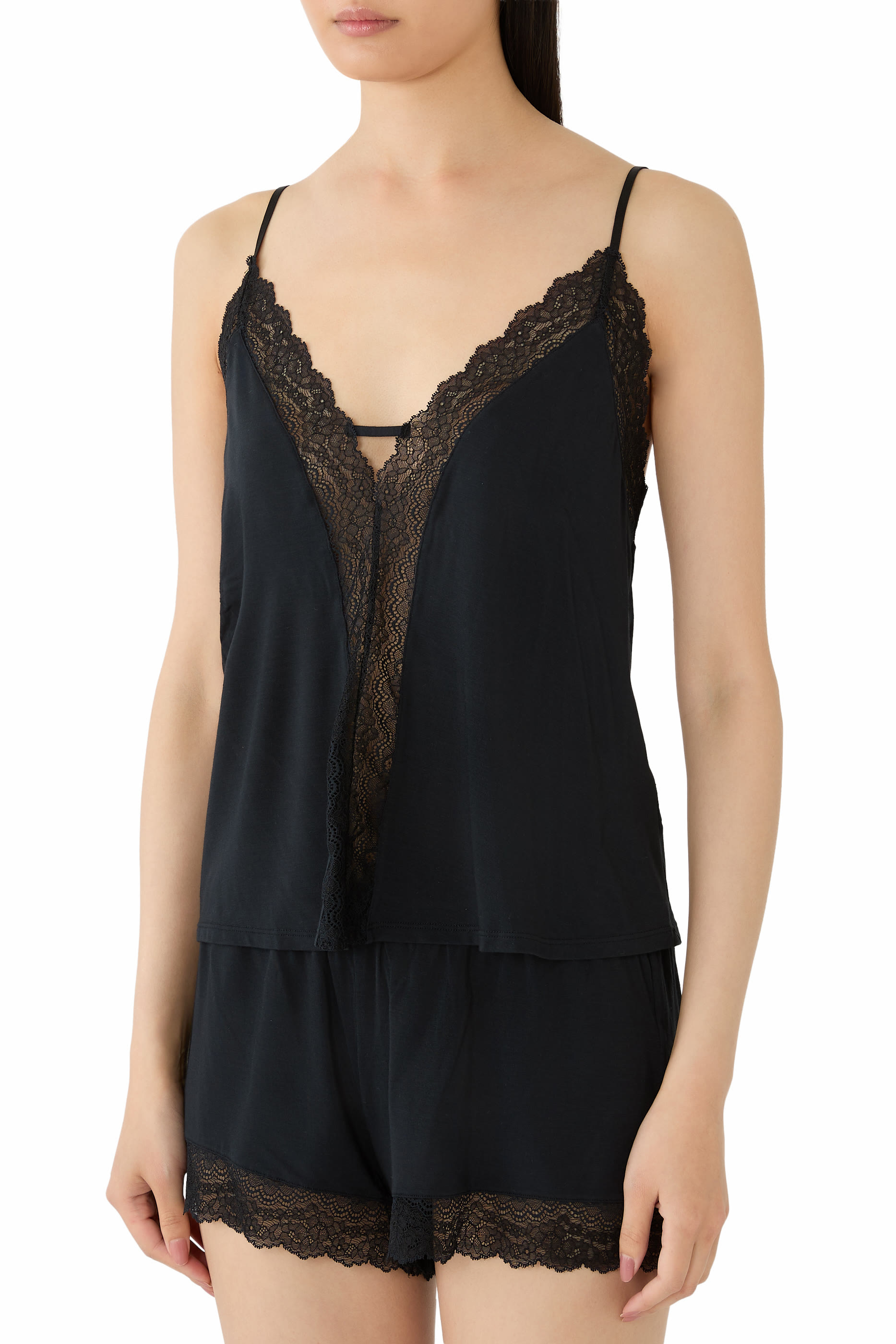 طقم بيجامة لارا كاميسول وشورت تينسيل مودال