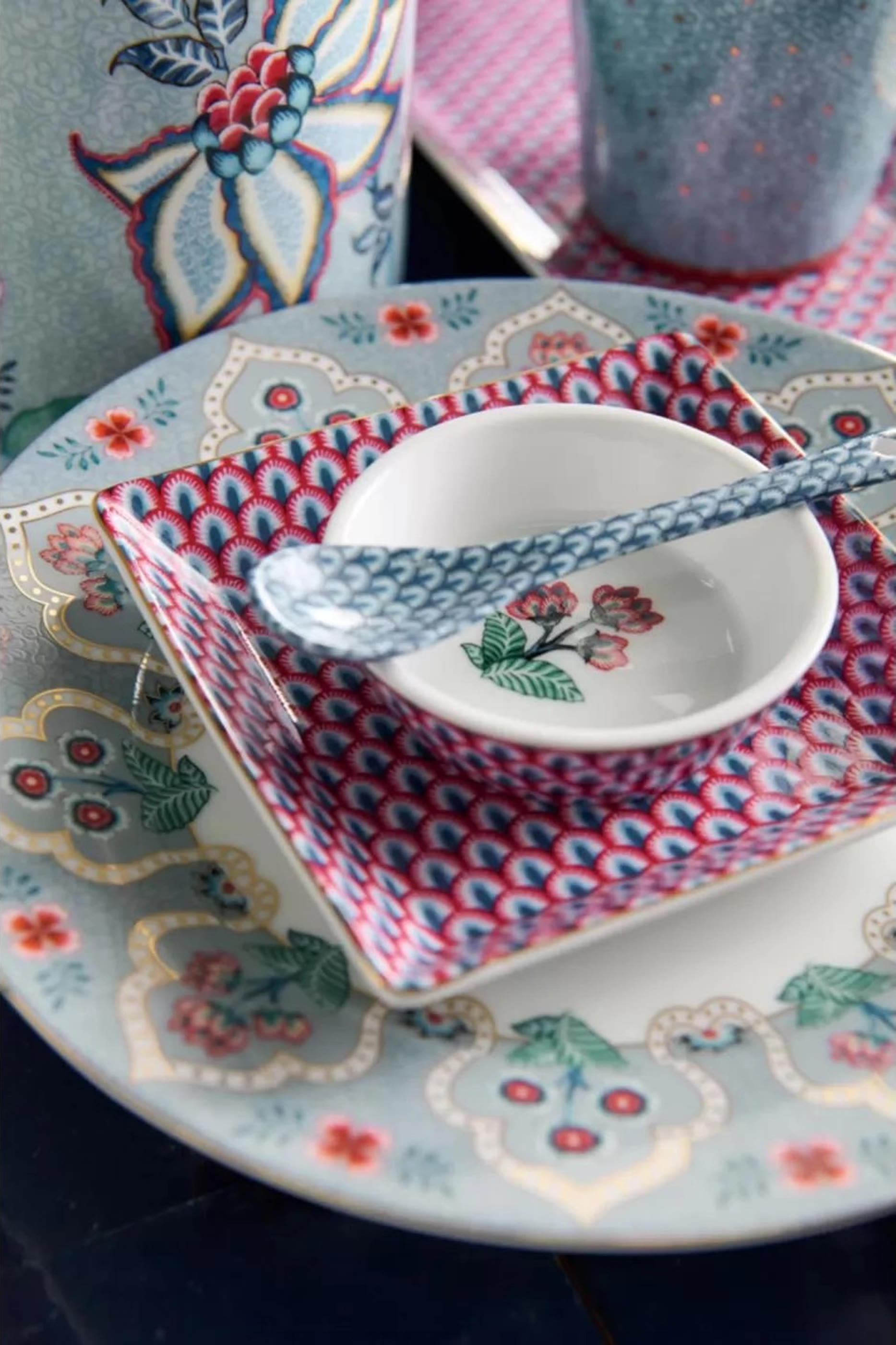 طقم أورينتال فلاور فستيفال للسوشي