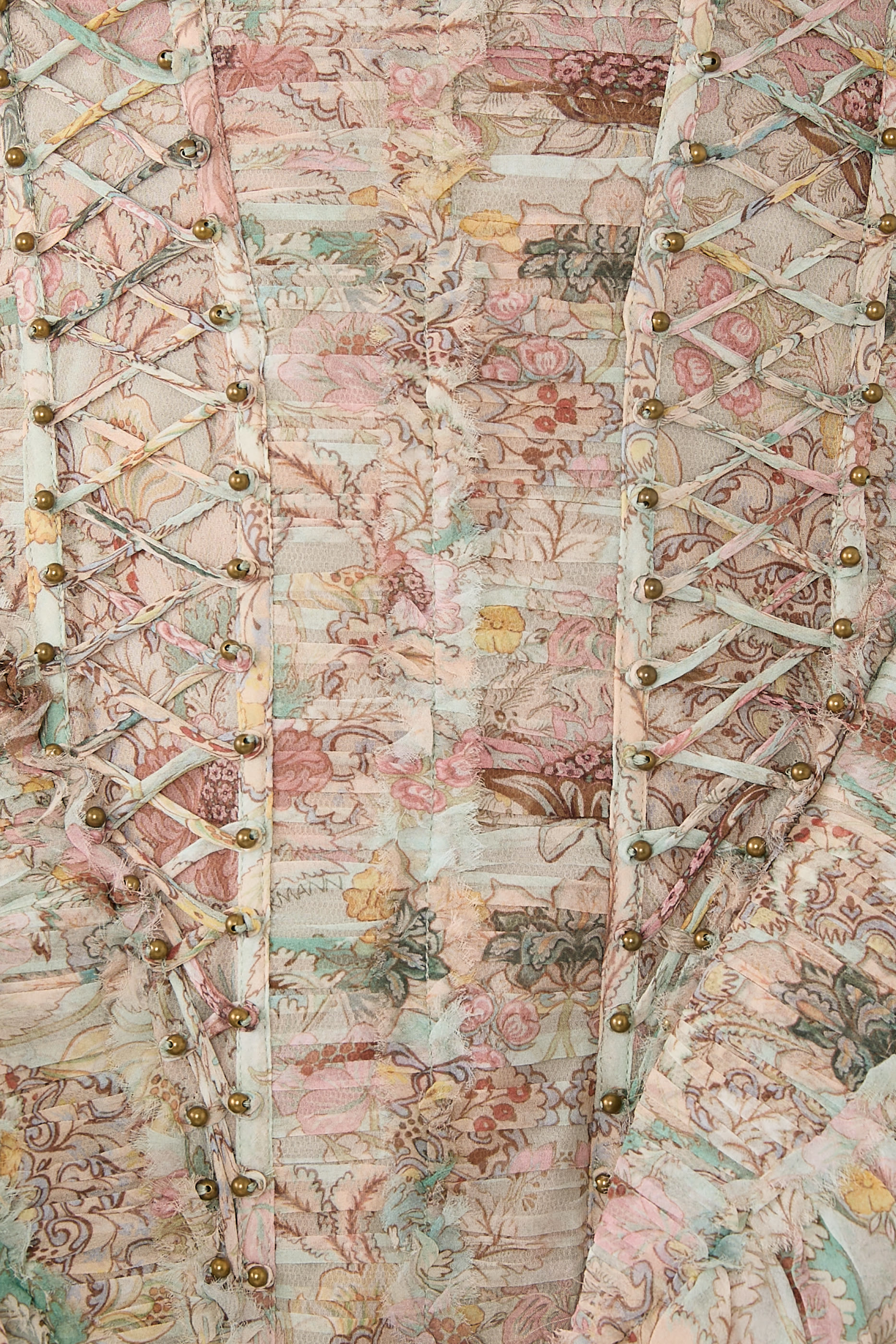 فستان ربيلين قصير بكشكش